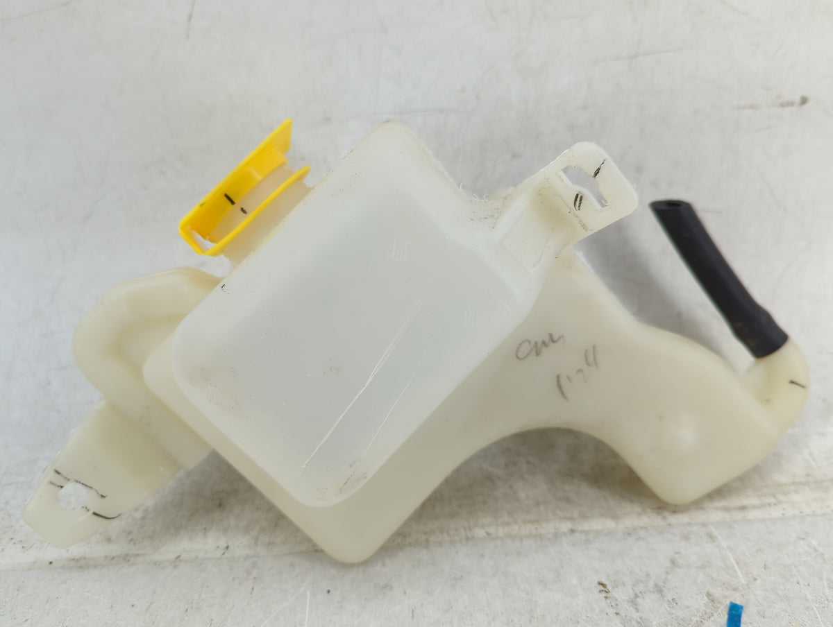 2017 Jeep Compass Radiator Coolant Overflow Expansion Tank Bottle - Oemusedautoparts1.com