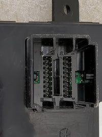 2017 Jeep Compass Body Control Module Bcm P68372802aa|53436328 - Oemusedautoparts1.com