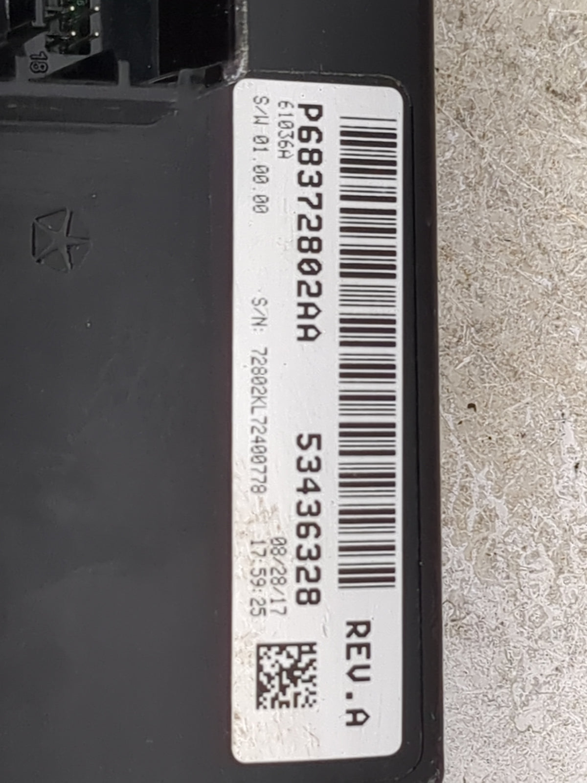 2017 Jeep Compass Body Control Module Bcm P68372802aa|53436328 - Oemusedautoparts1.com