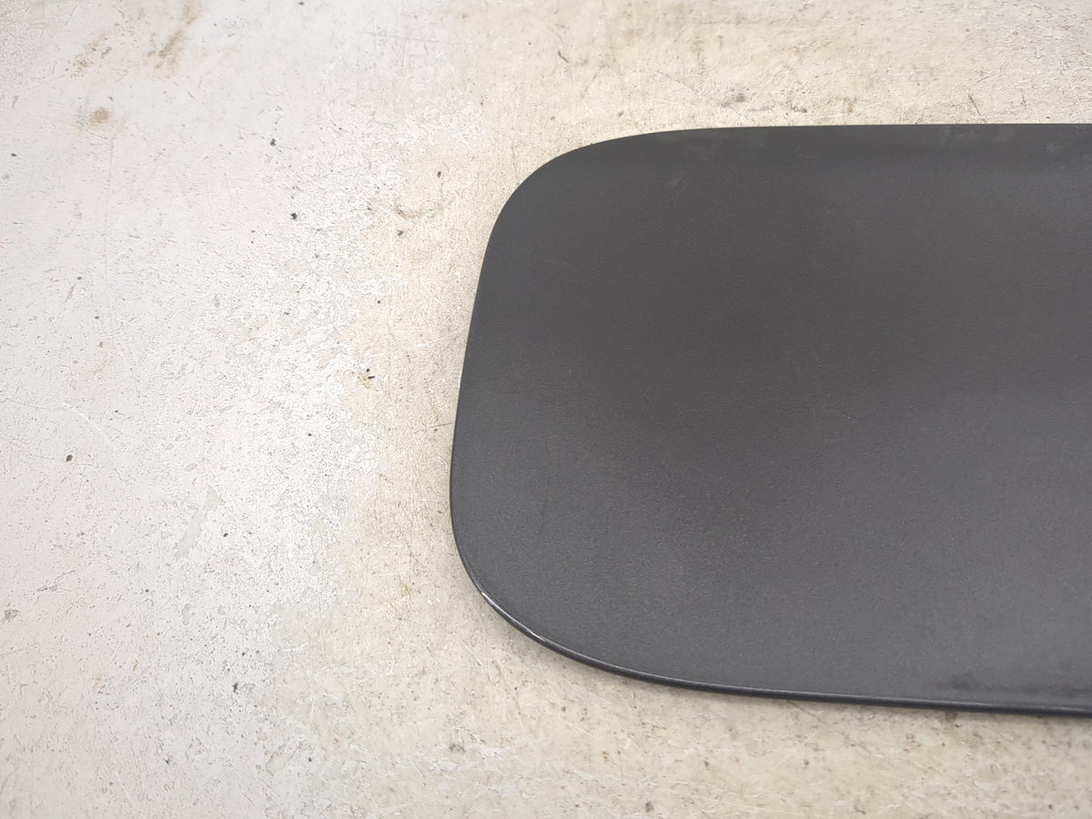 2017 Jeep Compass Fuel Tank Door Lid Gas Tank Gray - Oemusedautoparts1.com