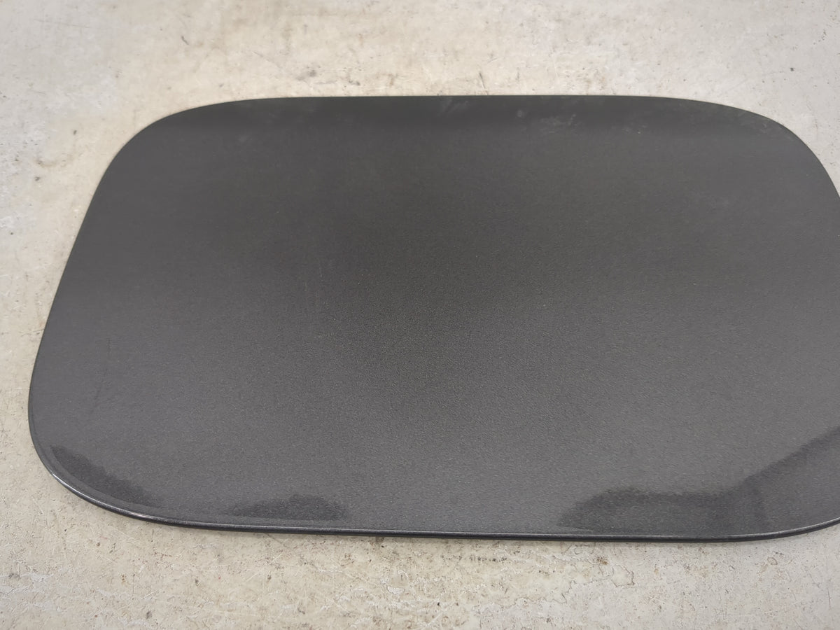 2017 Jeep Compass Fuel Tank Door Lid Gas Tank Gray - Oemusedautoparts1.com