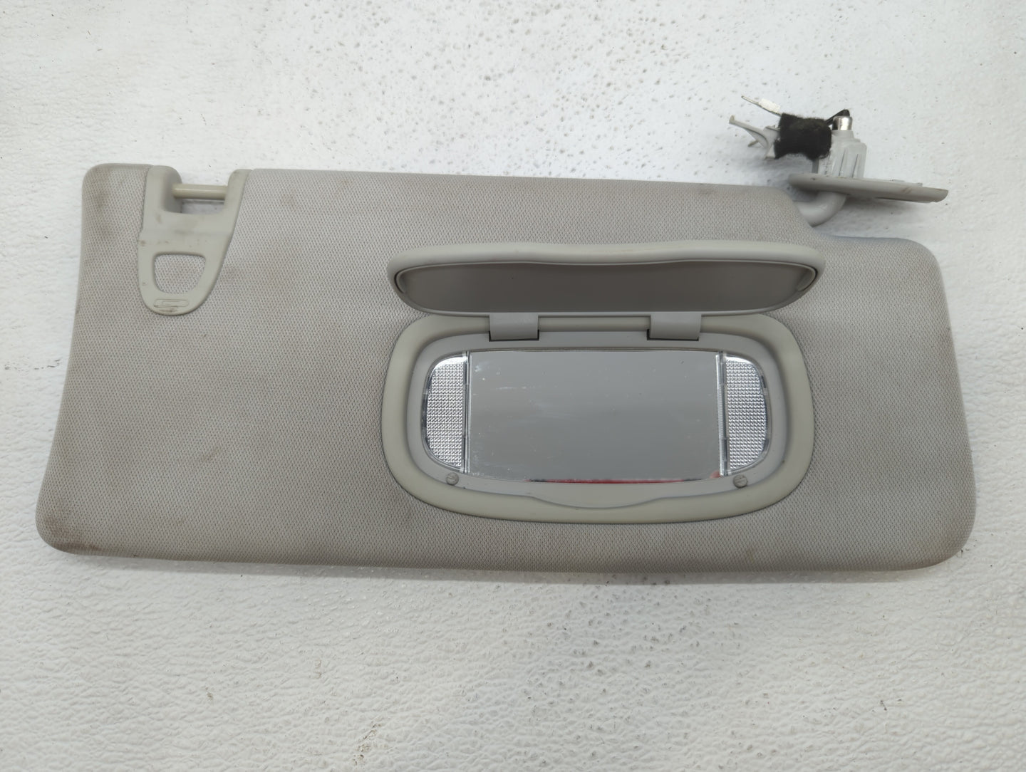 2017 Jeep Compass Sun Visor Shade Replacement Passenger Right Mirror Fits OEM Used Auto Parts - Oemusedautoparts1.com