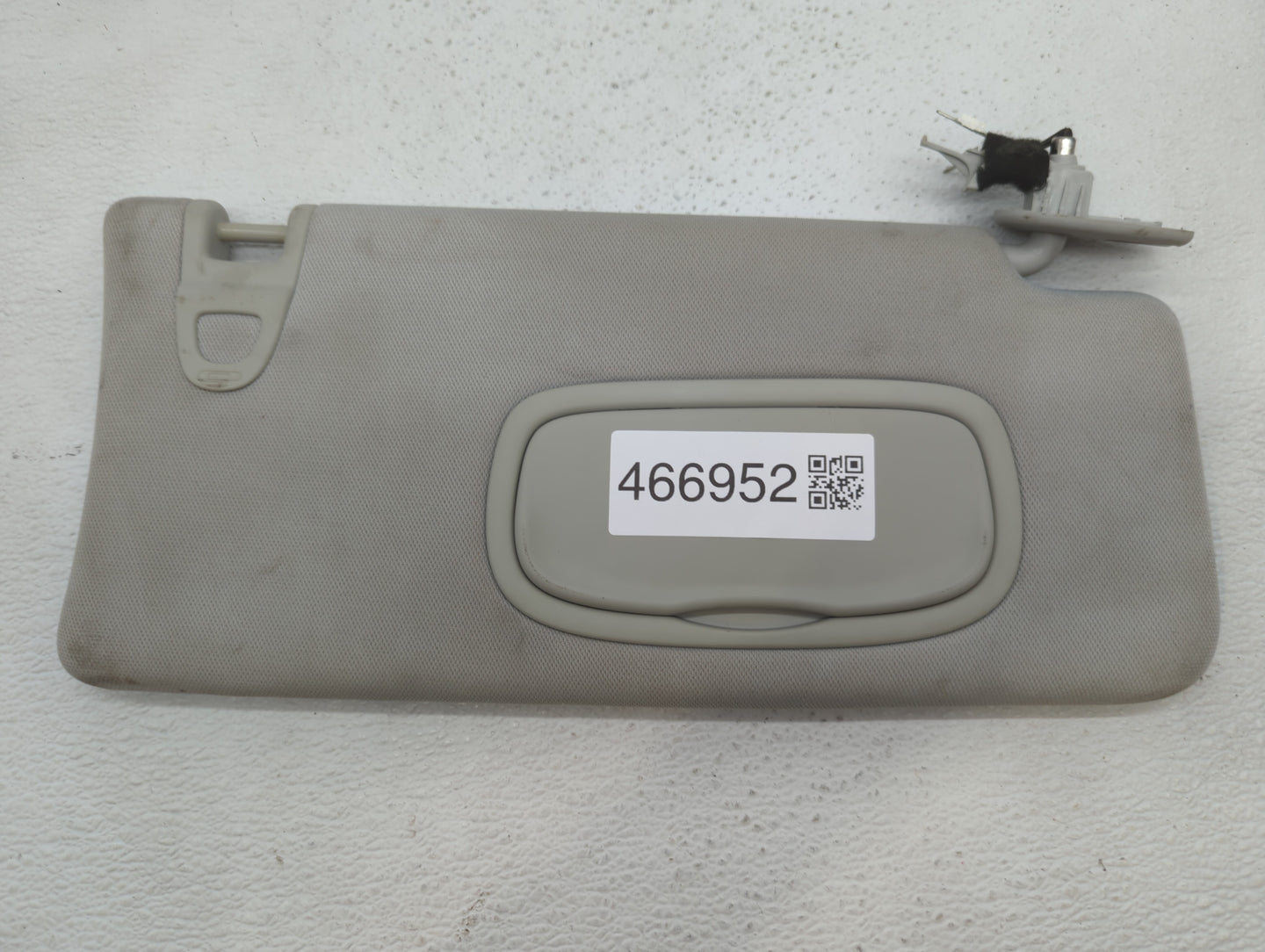 2017 Jeep Compass Sun Visor Shade Replacement Passenger Right Mirror Fits OEM Used Auto Parts - Oemusedautoparts1.com