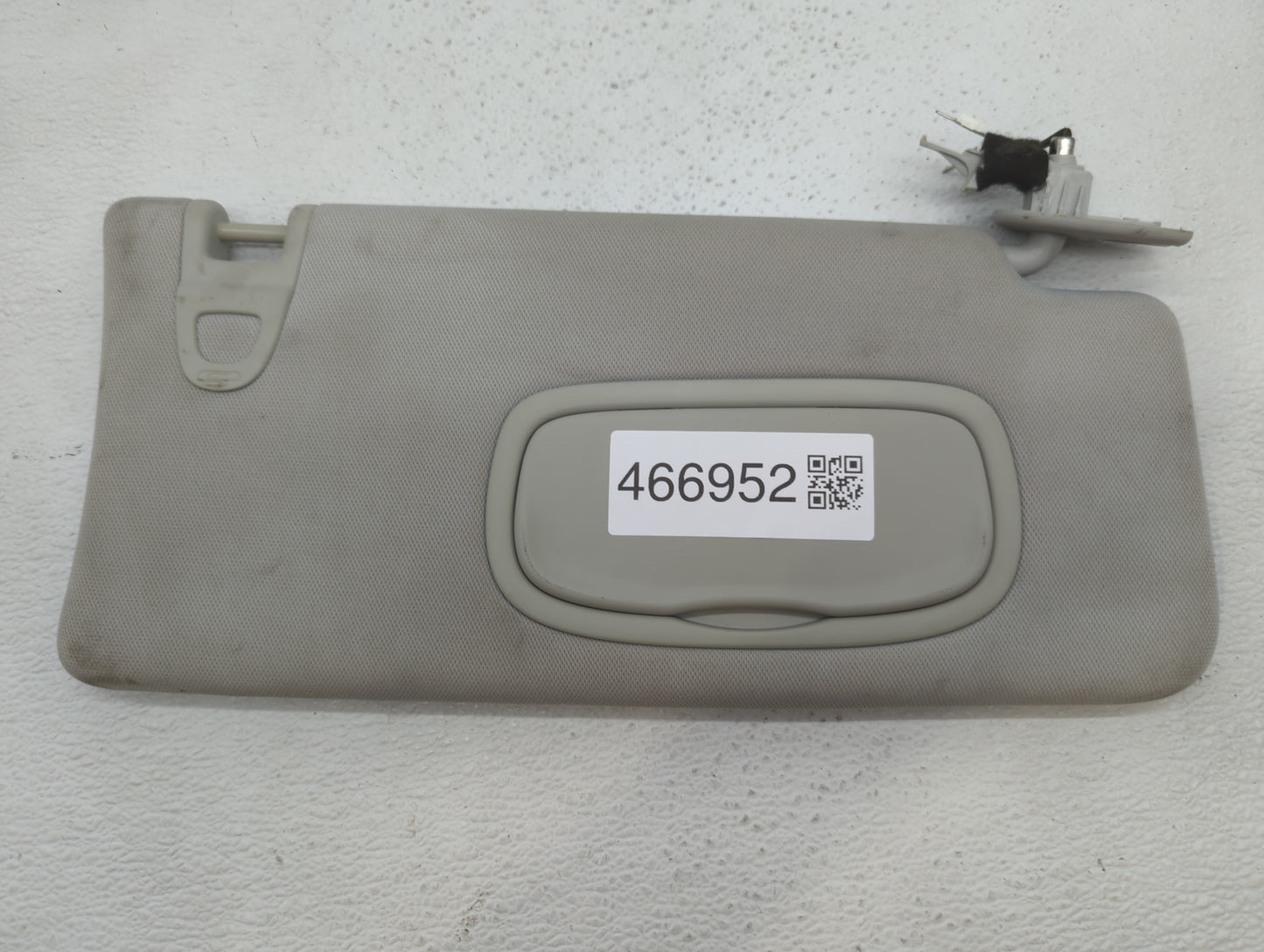 2017 Jeep Compass Sun Visor Shade Replacement Passenger Right Mirror Fits OEM Used Auto Parts - Oemusedautoparts1.com