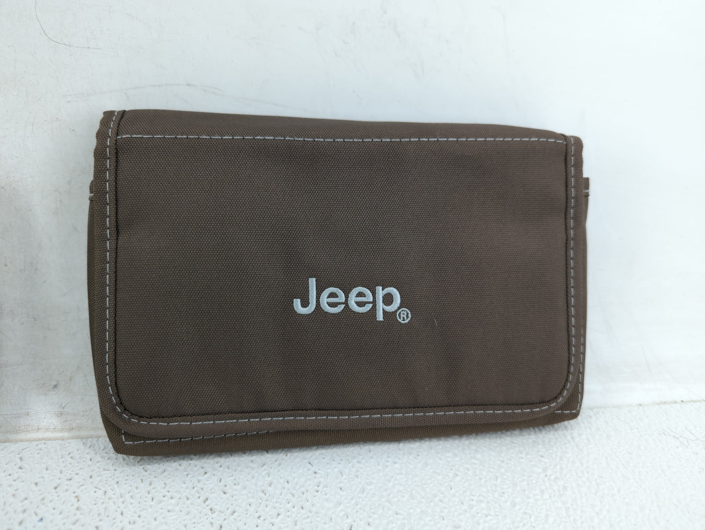 2017 Jeep Compass Owners Manual Book Guide OEM Used Auto Parts - Oemusedautoparts1.com