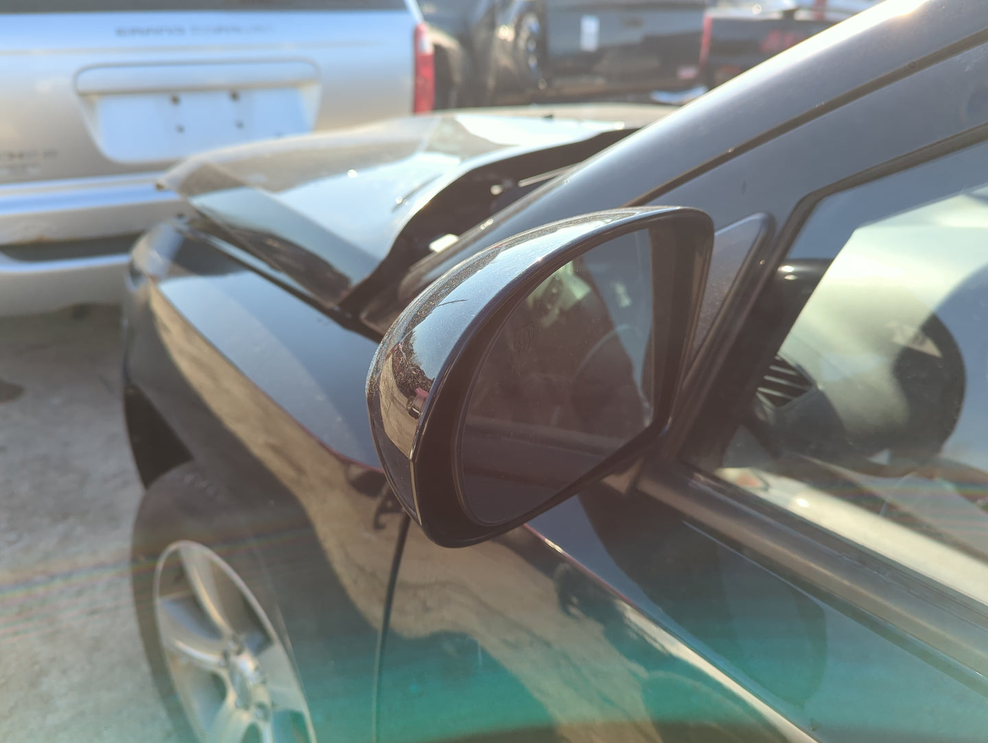 2017 Jeep Compass Driver Side View Mirror - Left Door Mirror OEM Used - Oemusedautoparts1.com