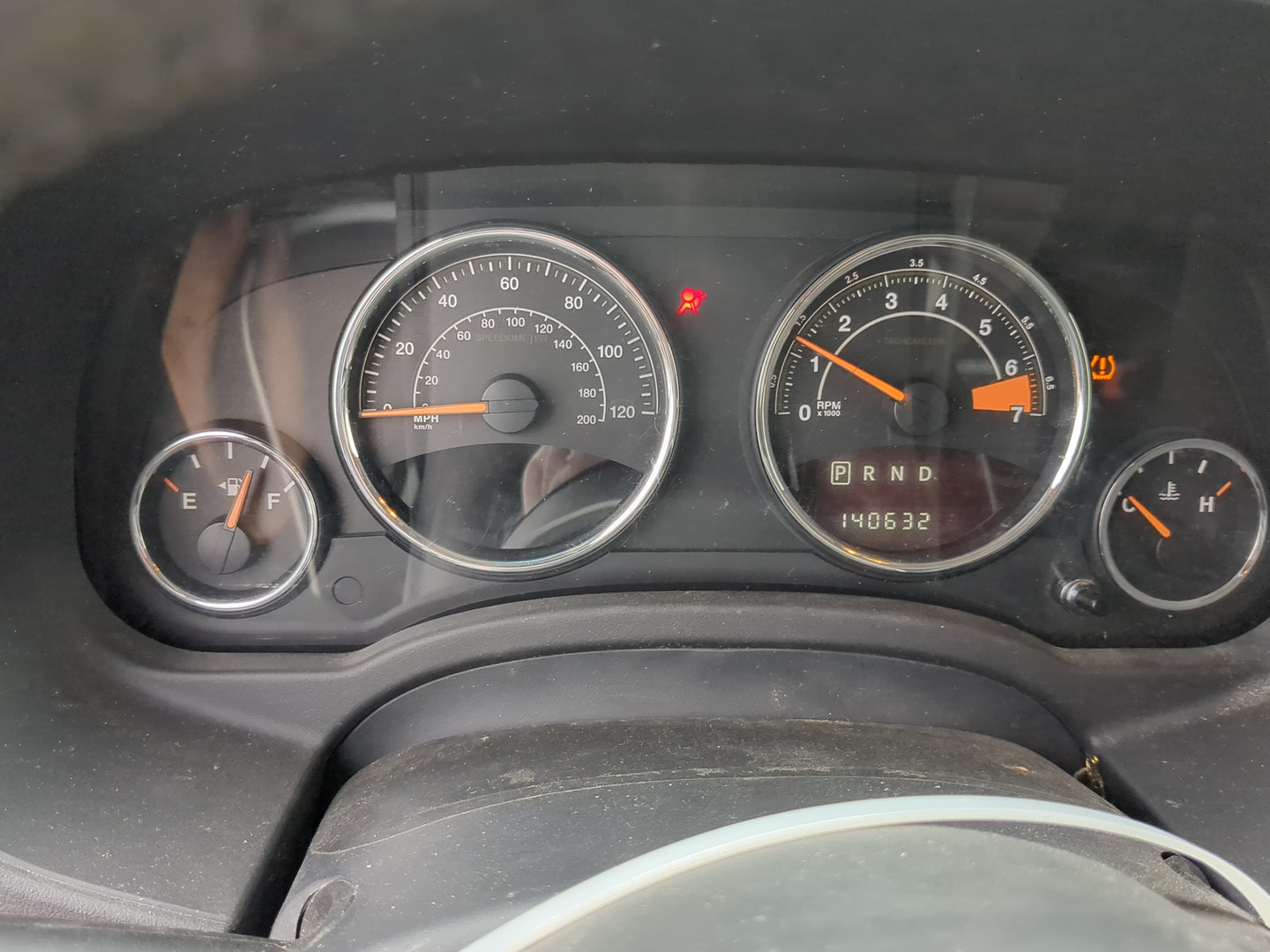 2015-2017 Jeep Compass Instrument Cluster Speedometer Gauges Miles:141K Fits Fits 2015 2016 2017 OEM Used Auto Parts - Oemus