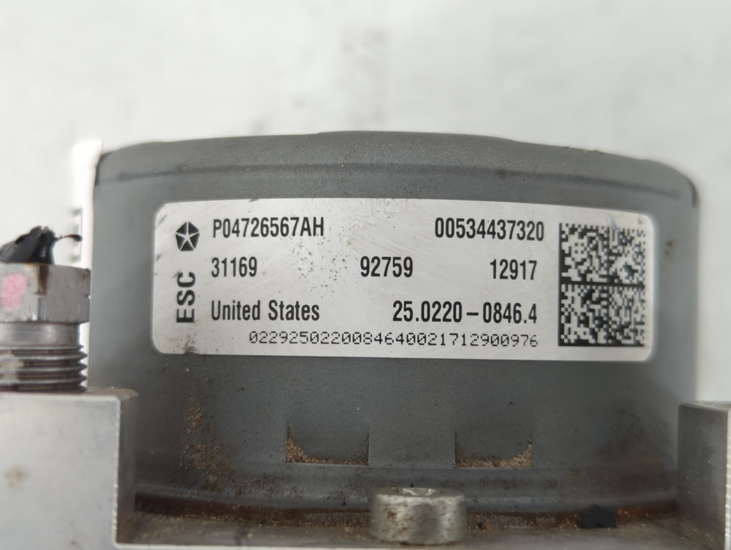 2017 Jeep Compass ABS Pump Control Module Replacement P/N:P04726567AH Fits OEM Used Auto Parts - Oemusedautoparts1.com