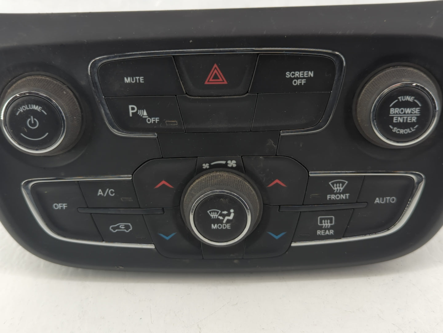 2017 Jeep Compass Climate Control Module Temperature AC/Heater Replacement P/N:P5VA59DX9AD Fits Fits 2011 2012 2013 2014 201