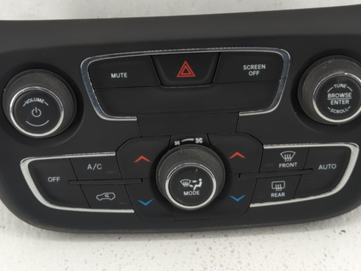 2017 Jeep Compass Climate Control Module Temperature AC/Heater Replacement P/N:MX237050-2340 Fits OEM Used Auto Parts - Oemu