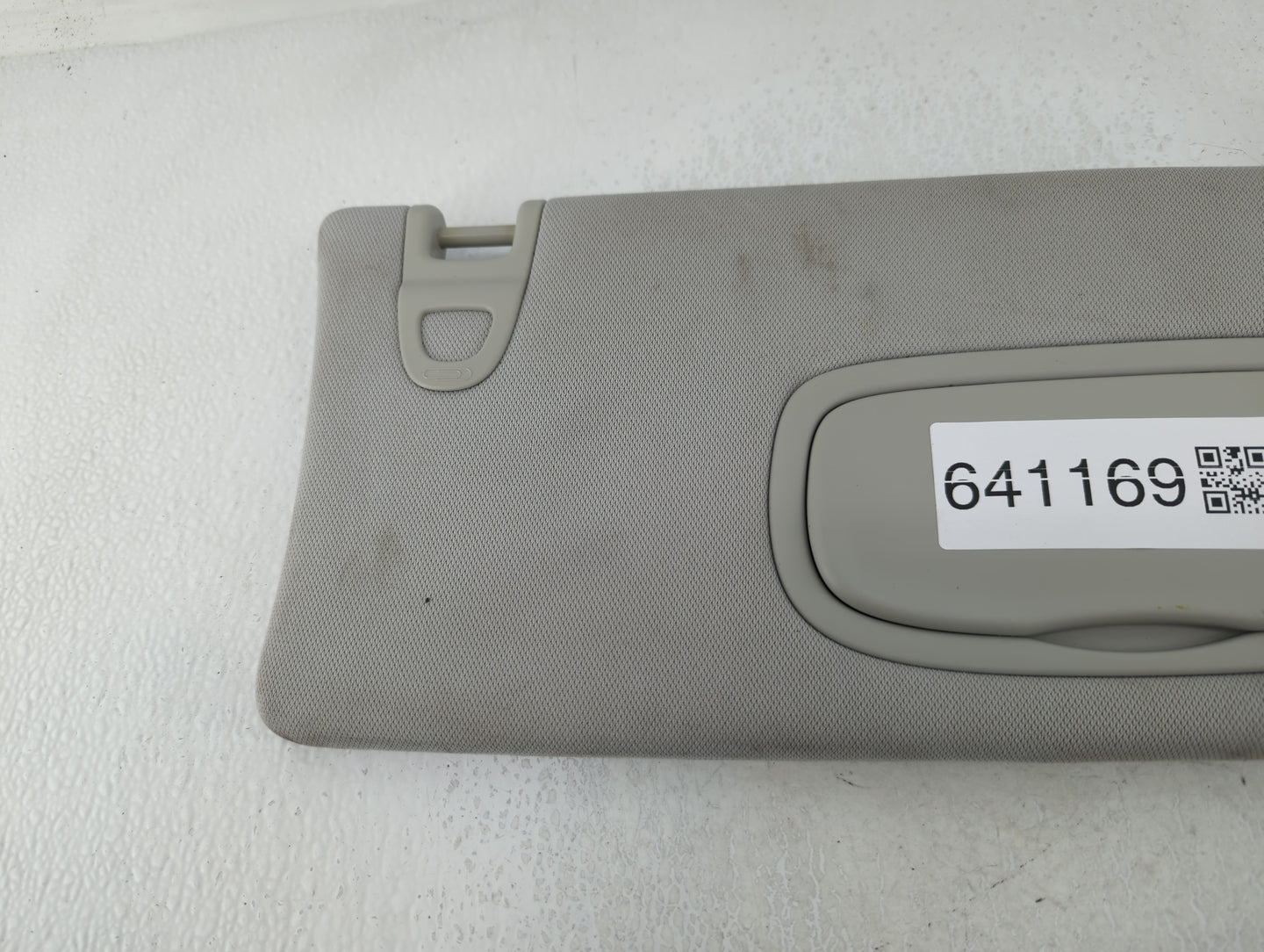 2017 Jeep Compass Sun Visor Shade Replacement Passenger Right Mirror Fits OEM Used Auto Parts - Oemusedautoparts1.com