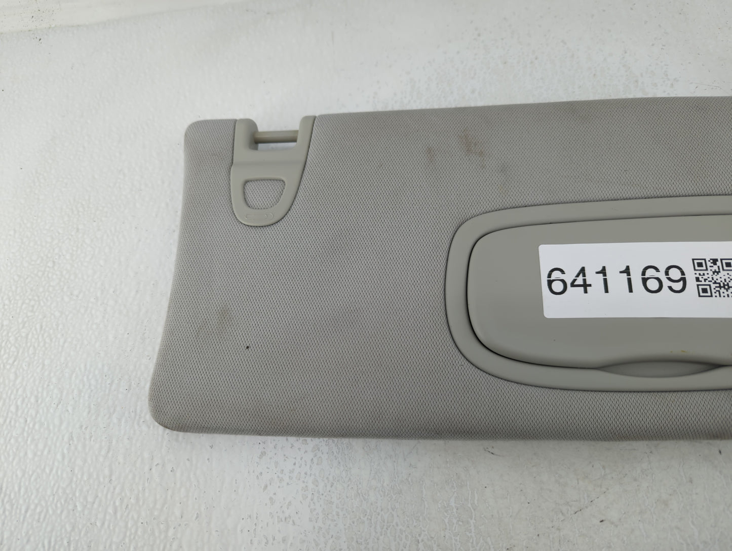 2017 Jeep Compass Sun Visor Shade Replacement Passenger Right Mirror Fits OEM Used Auto Parts - Oemusedautoparts1.com