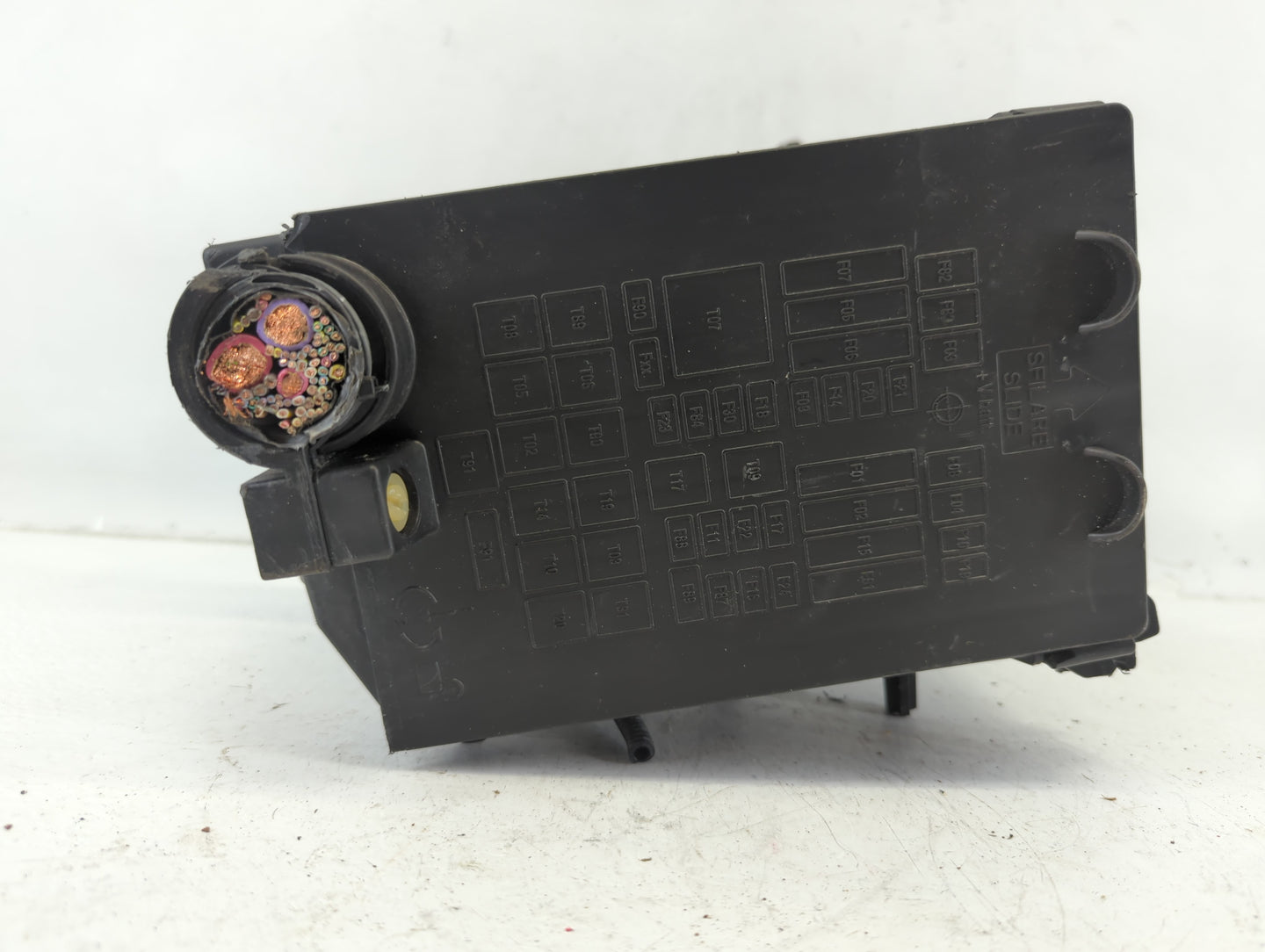 2017 Jeep Compass Fusebox Fuse Box Panel Relay Module P/N:52027004 Fits OEM Used Auto Parts - Oemusedautoparts1.com