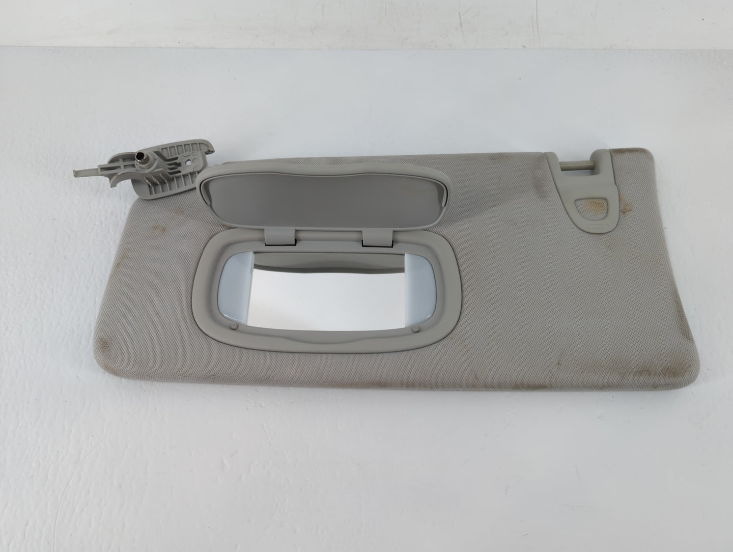 2017 Jeep Compass Sun Visor Shade Replacement Passenger Right Mirror Fits OEM Used Auto Parts - Oemusedautoparts1.com