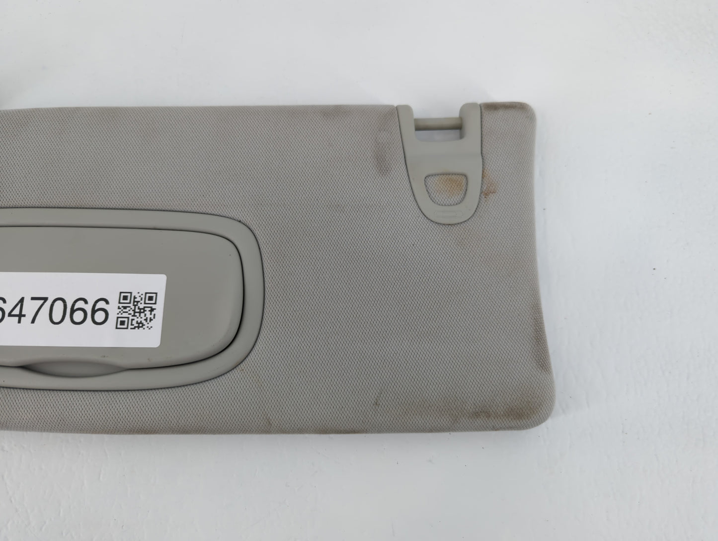 2017 Jeep Compass Sun Visor Shade Replacement Passenger Right Mirror Fits OEM Used Auto Parts - Oemusedautoparts1.com