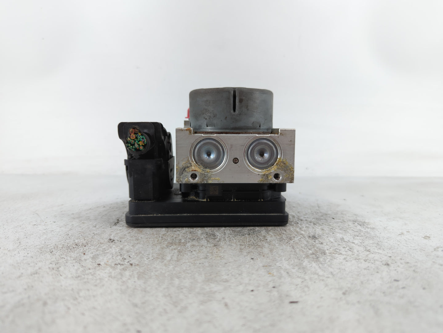 2017 Jeep Compass ABS Pump Control Module Replacement P/N:00534437320 P04726567AH Fits OEM Used Auto Parts - Oemusedautopart