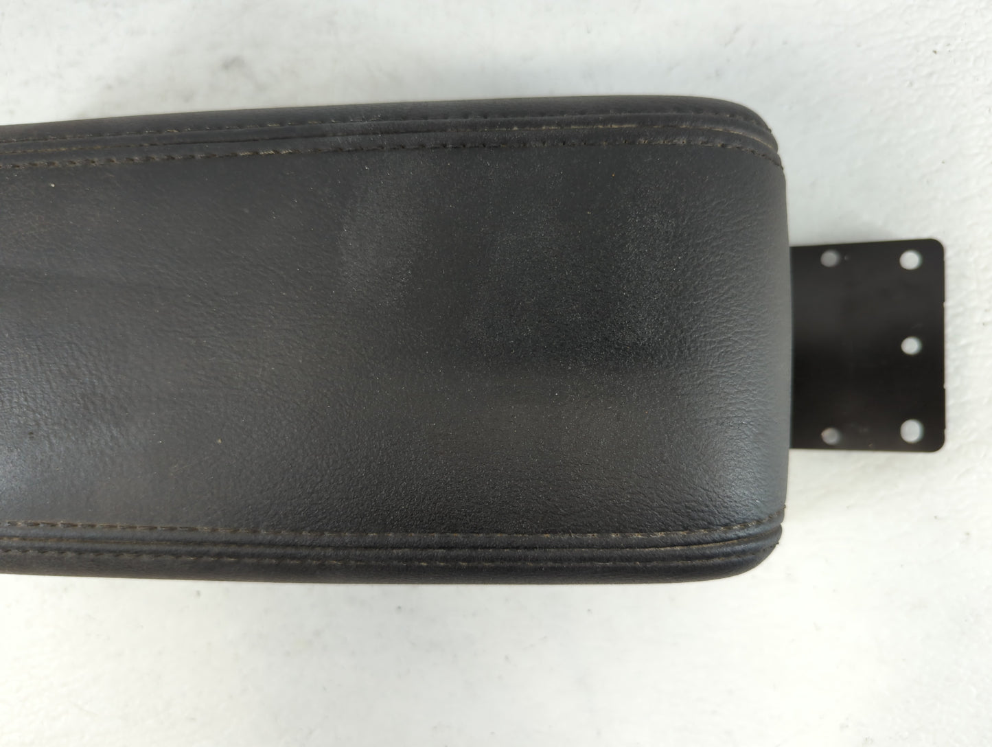 2017 Jeep Compass Center Console Armrest Cover Lid Black - Oemusedautoparts1.com