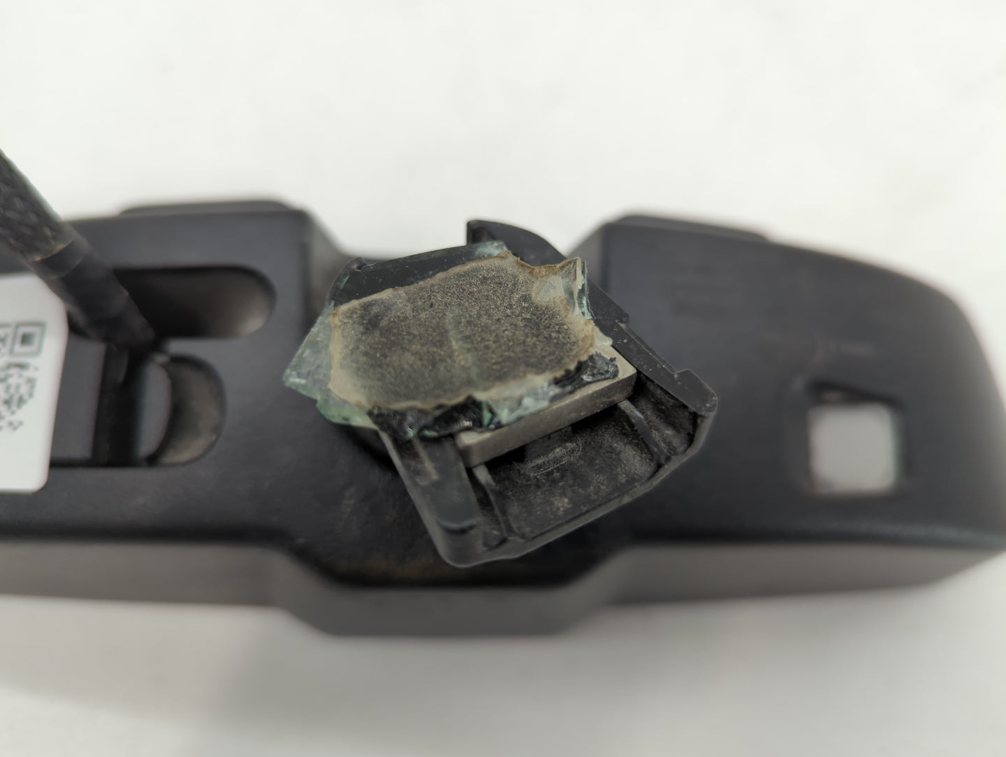 2017 Jeep Compass Interior Rear View Mirror Replacement OEM P/N:E11026130 Fits OEM Used Auto Parts - Oemusedautoparts1.com