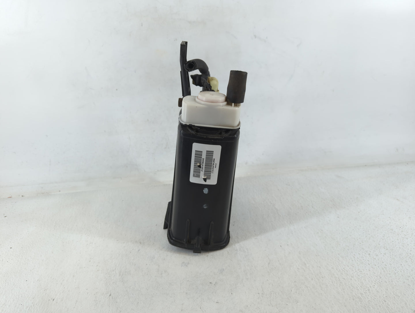 2017 Jeep Compass Fuel Vapor Charcoal Canister 691427 - Oemusedautoparts1.com
