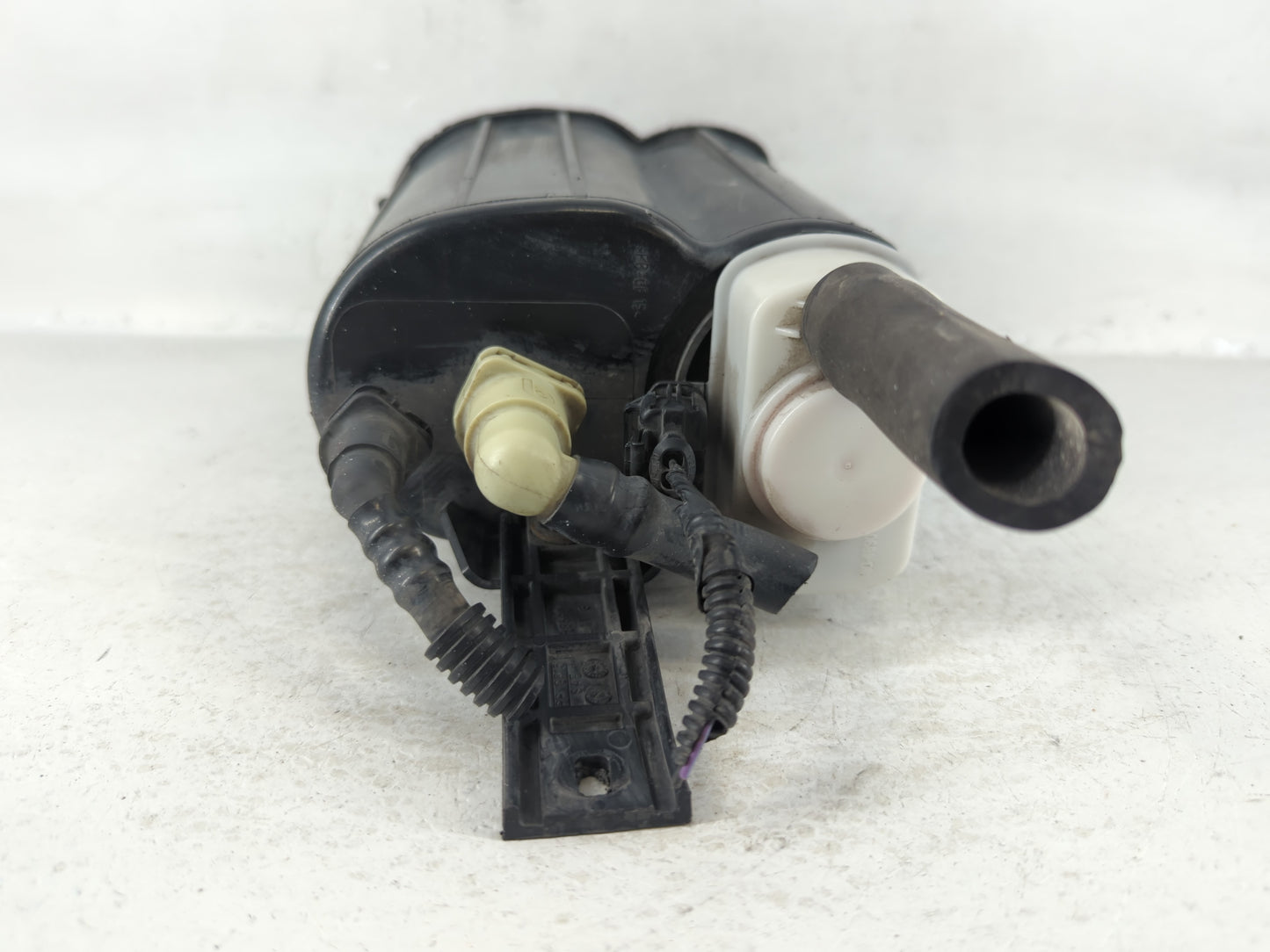 2017 Jeep Compass Fuel Vapor Charcoal Canister - Oemusedautoparts1.com