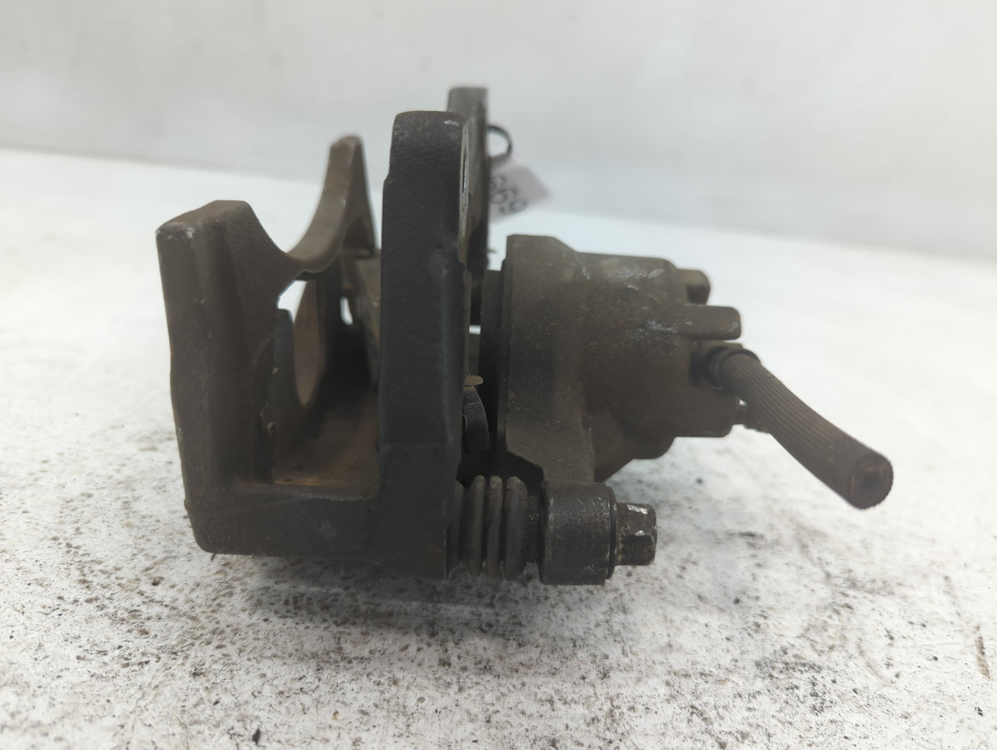 Jeep Compass Front Driver Left Brake Caliper 699922 - Oemusedautoparts1.com