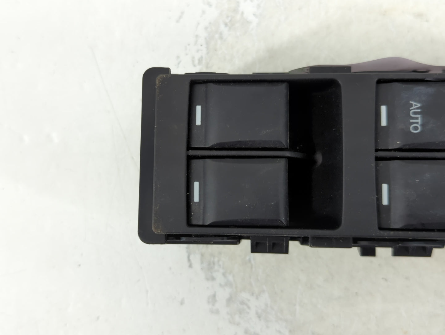 2017 Jeep Compass Master Power Window Switch Replacement Driver Side Left P/N:1952A 04602780AD Fits OEM Used Auto Parts - Oe