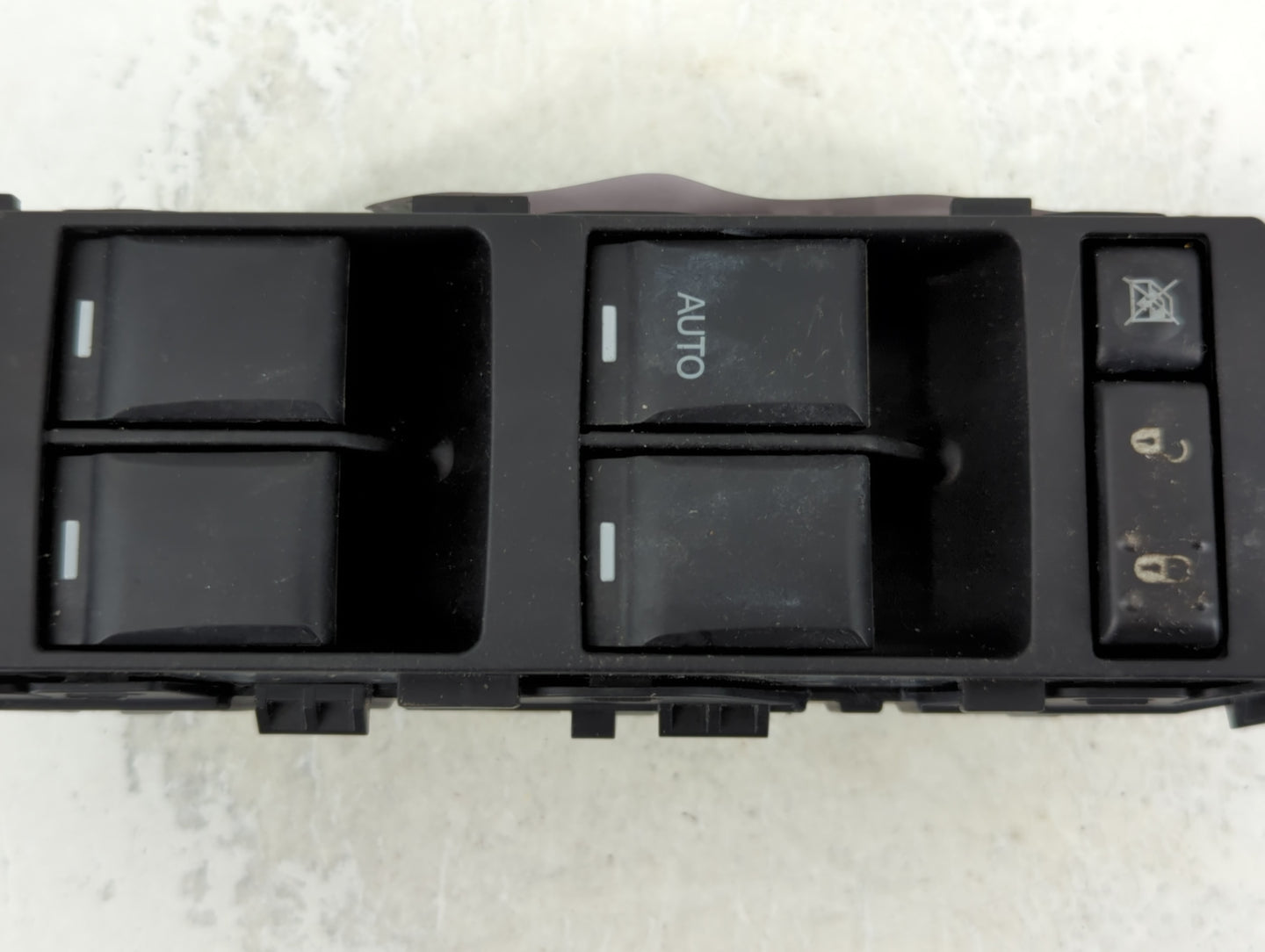 2017 Jeep Compass Master Power Window Switch Replacement Driver Side Left P/N:1952A 04602780AD Fits OEM Used Auto Parts - Oe