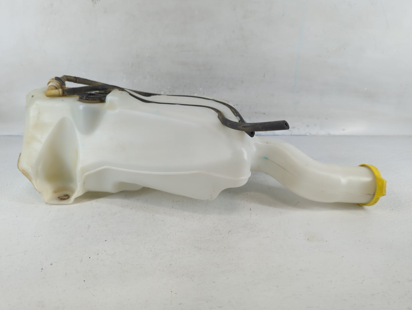 2017 Jeep Compass Windshield Washer Fluid Reservoir Bottle Oem - Oemusedautoparts1.com