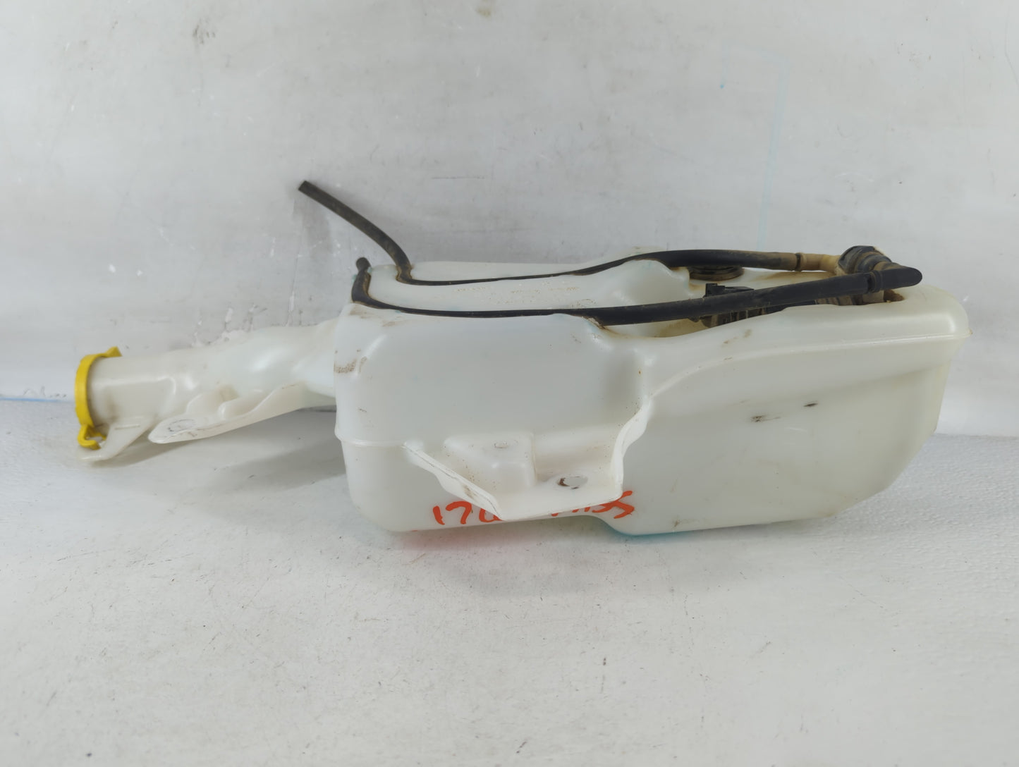 2017 Jeep Compass Windshield Washer Fluid Reservoir Bottle Oem - Oemusedautoparts1.com