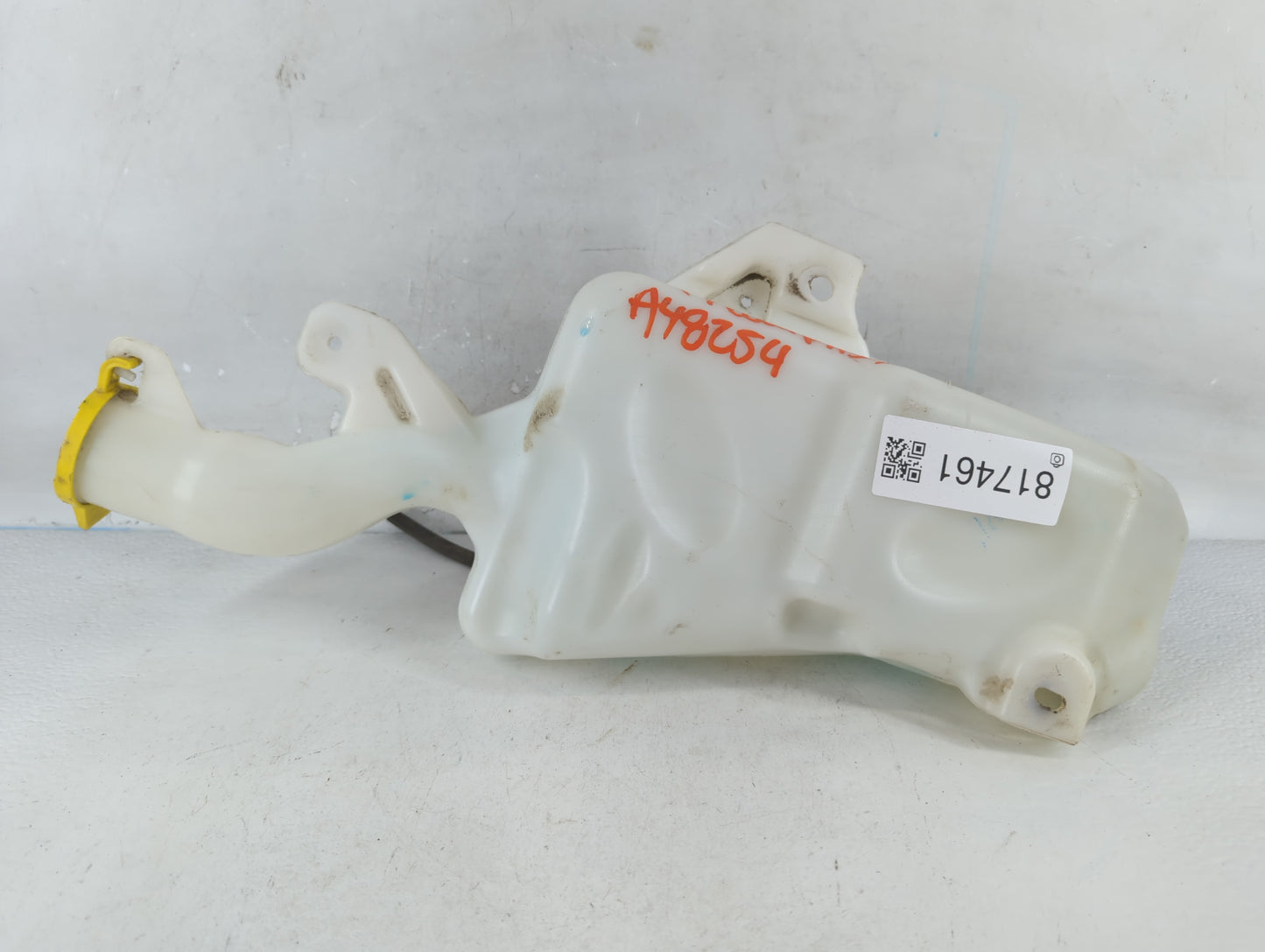 2017 Jeep Compass Windshield Washer Fluid Reservoir Bottle Oem - Oemusedautoparts1.com