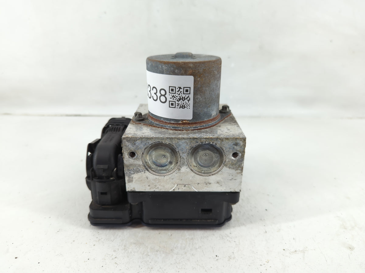 2016-2017 Jeep Grand Cherokee Anti-Lock Brake ABS Pump Module Actuator OEM P/N:UH2133402 Fits Fits 2016 2017 OEM Used Auto P