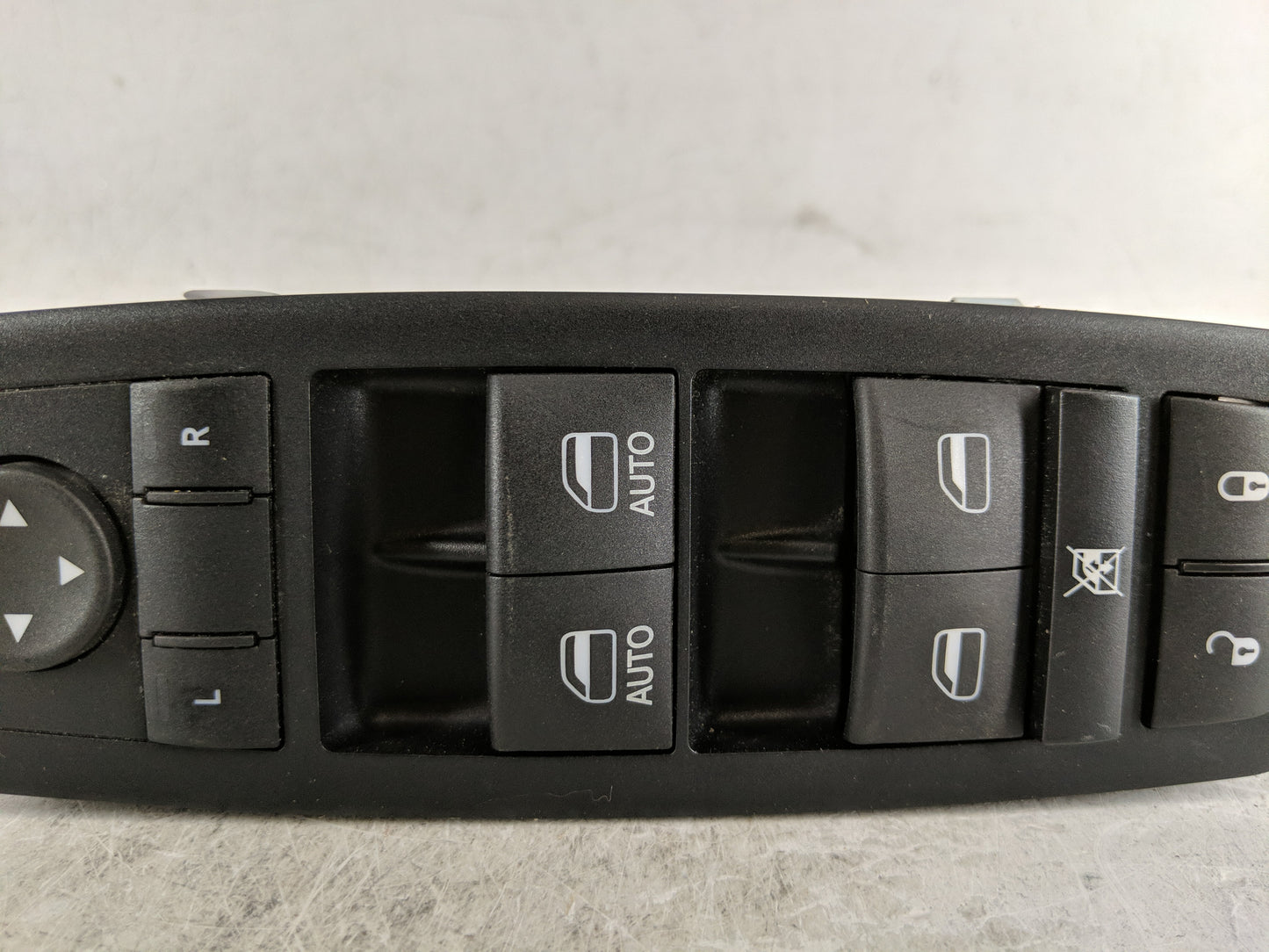 2016-2022 Jeep Grand Cherokee Master Power Window Switch Replacement Driver Side Left P/N:68319802AA Fits OEM Used Auto Part