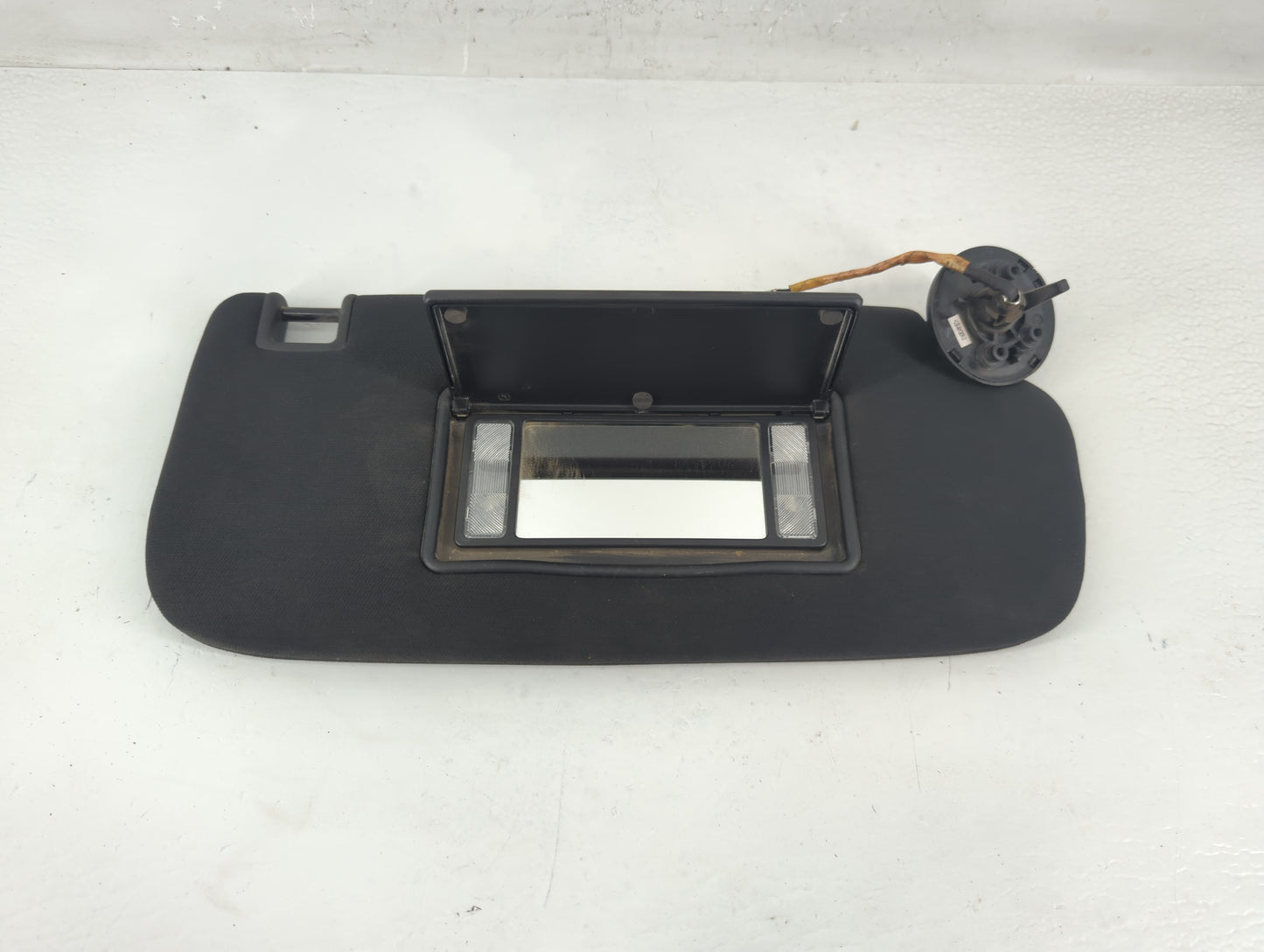 2014-2022 Jeep Grand Cherokee Sun Visor Shade Replacement Passenger Right Mirror Fits OEM Used Auto Parts - Oemusedautoparts