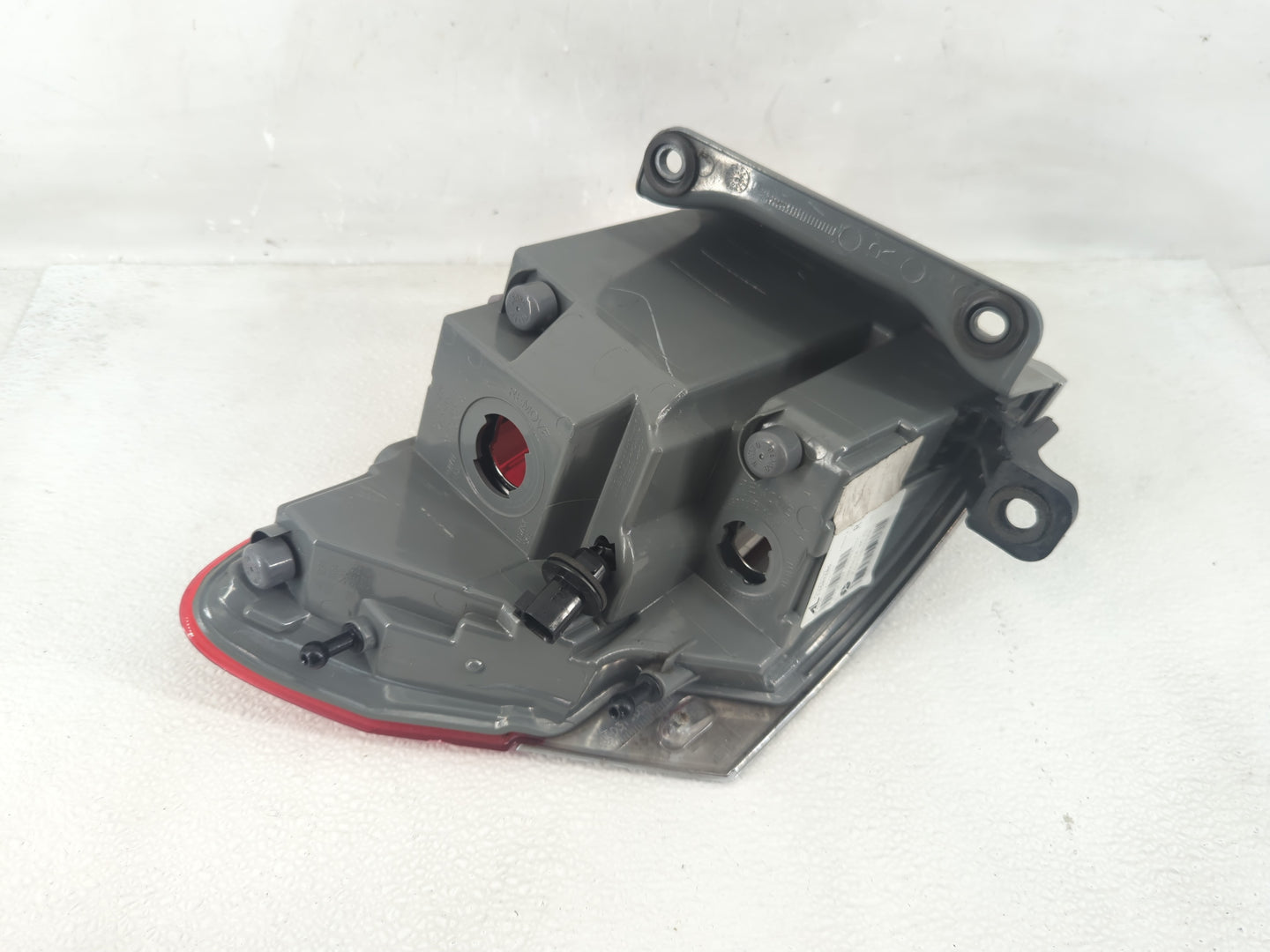 2015-2021 Jeep Grand Cherokee Tail Light Assembly Passenger Right OEM P/N:P68110016AE Fits Fits 2015 2016 2017 2018 2019 202