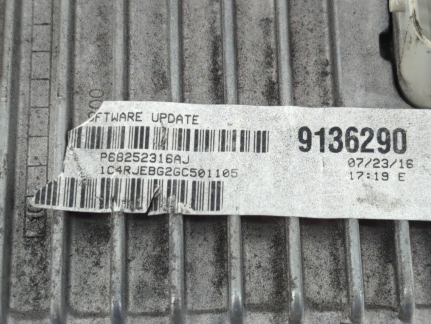 2016-2017 Jeep Grand Cherokee PCM Engine Control Computer ECU ECM PCU OEM P/N:P68243326AB Fits Fits 2016 2017 OEM Used Auto 