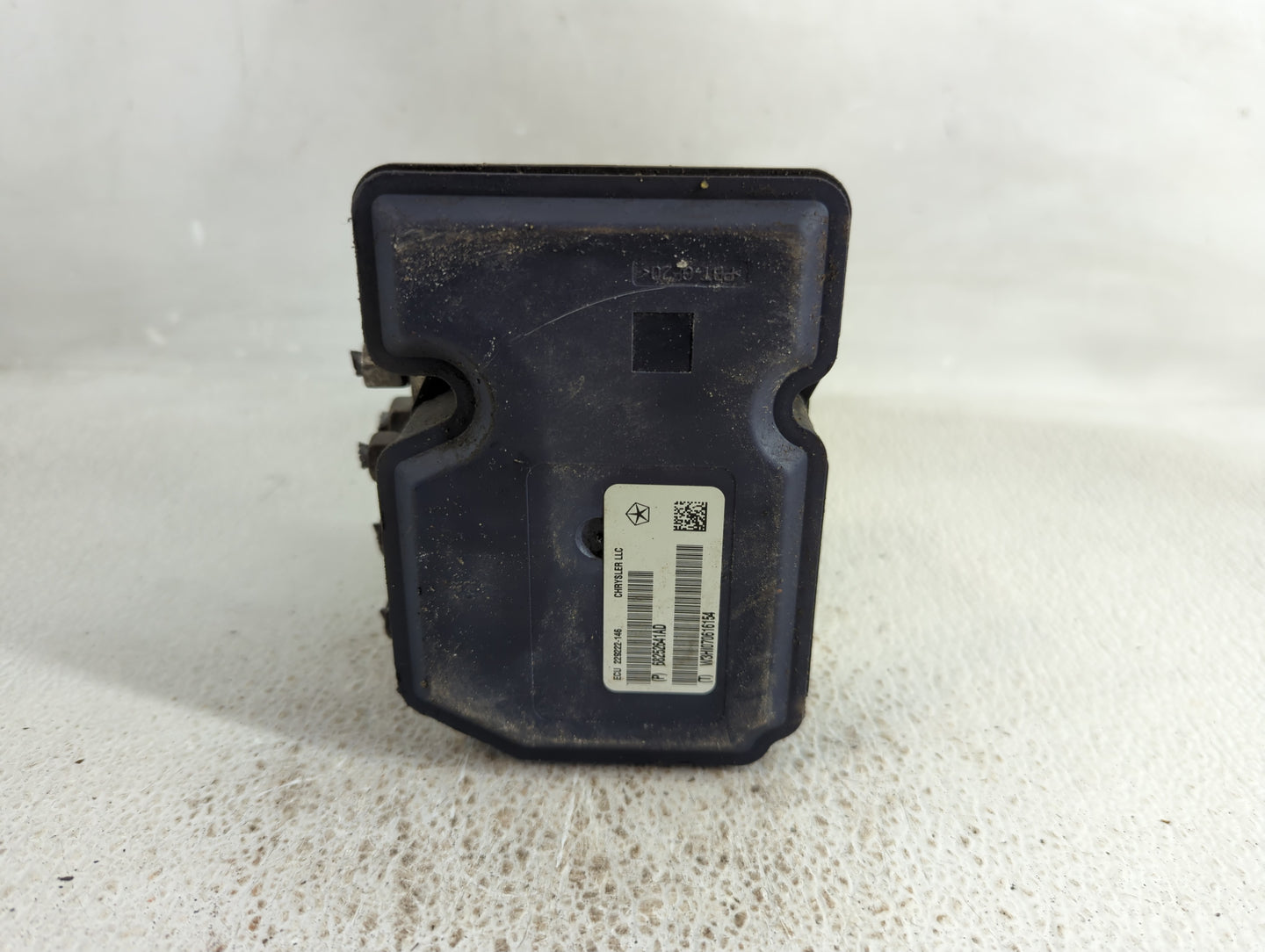 2016-2017 Jeep Grand Cherokee ABS Pump Control Module Replacement P/N:68252641AD 68306178AD Fits Fits 2016 2017 OEM Used Aut