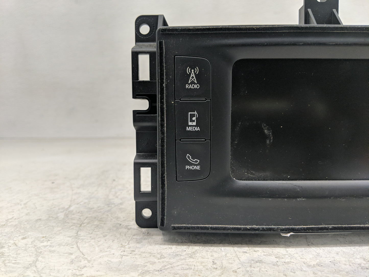 2017 Jeep Grand Cherokee Information Display Screen - Oemusedautoparts1.com