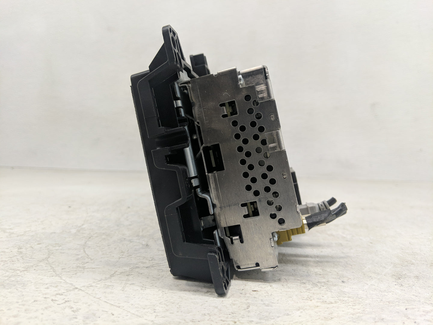 2017 Jeep Grand Cherokee Information Display Screen - Oemusedautoparts1.com