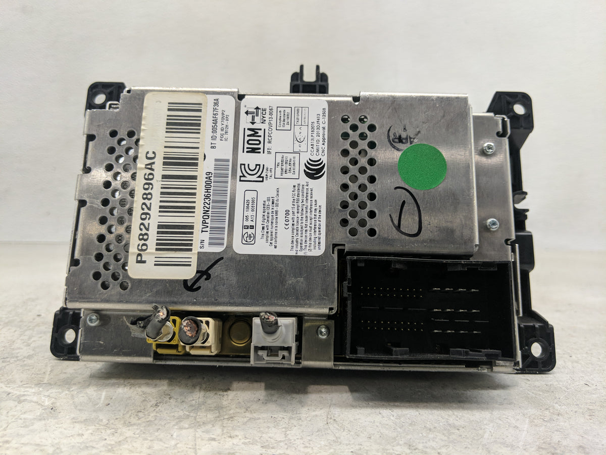 2017 Jeep Grand Cherokee Information Radio Display Screen - Oemusedautoparts1.com