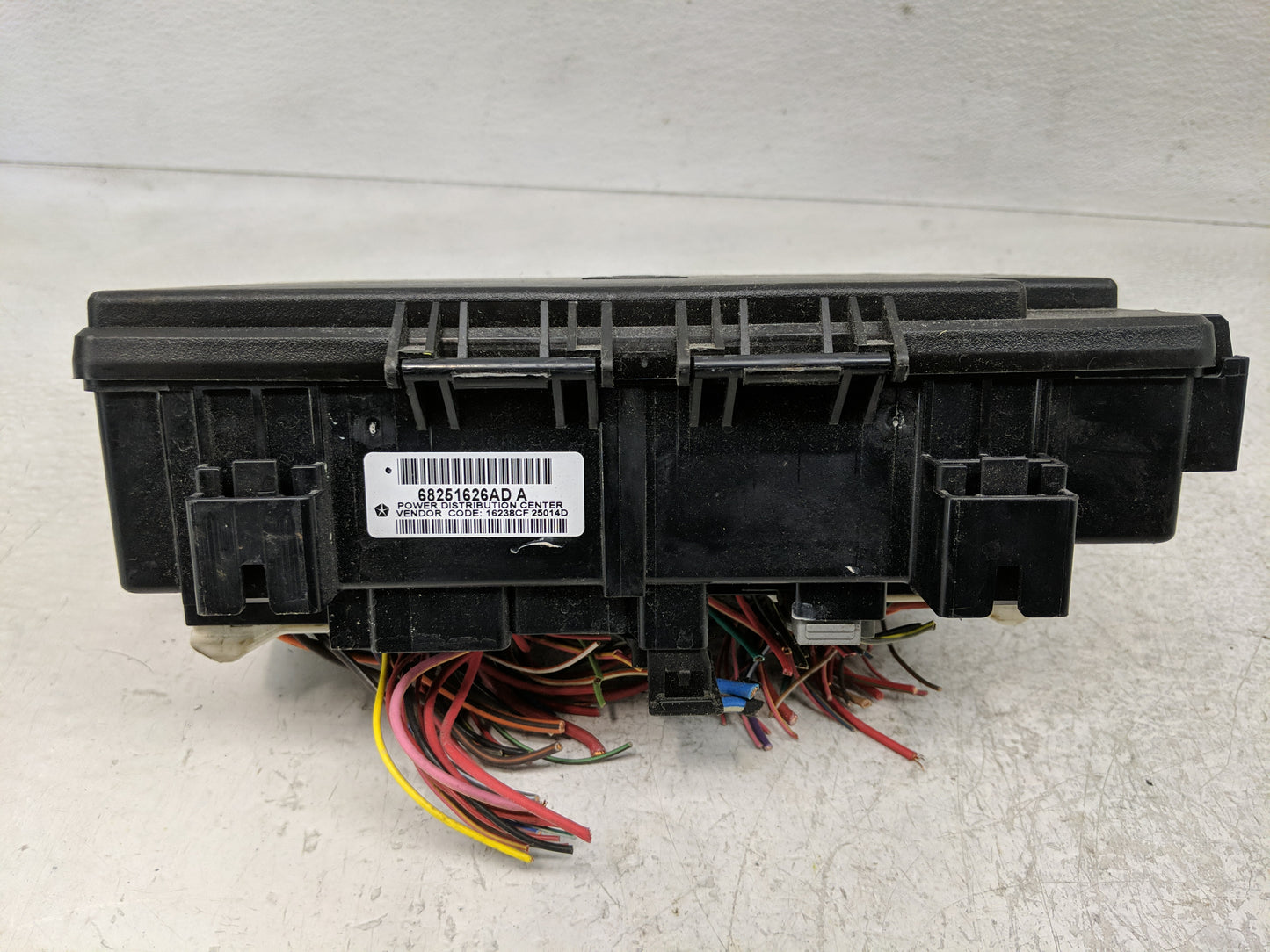 2017 Jeep Grand Cherokee Fusebox Fuse Box Panel Relay Module P/N:68251626AD A Fits OEM Used Auto Parts - Oemusedautoparts1.c