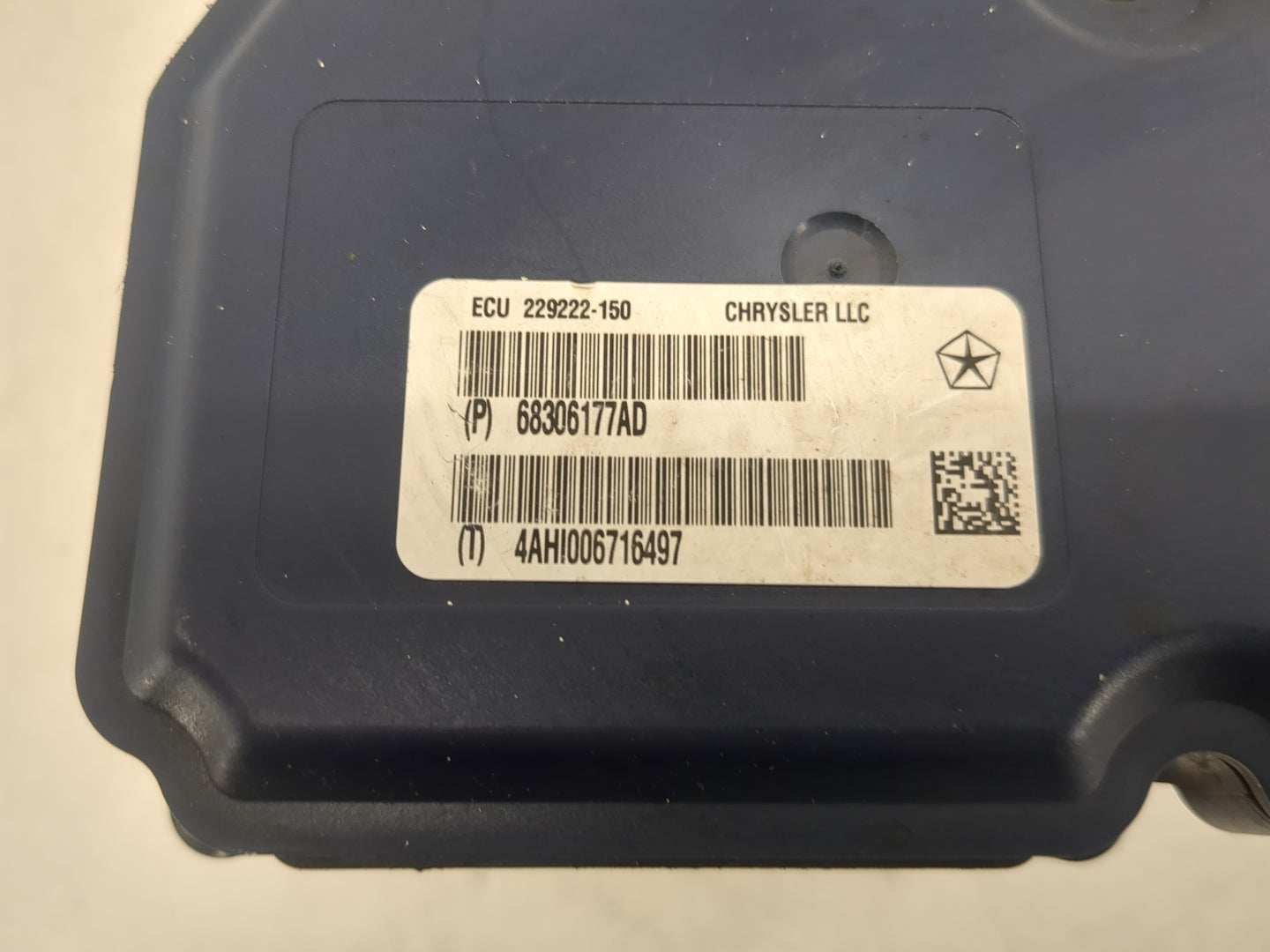 2016-2017 Jeep Grand Cherokee ABS Pump Control Module Replacement P/N:68306177AD Fits Fits 2016 2017 OEM Used Auto Parts - O