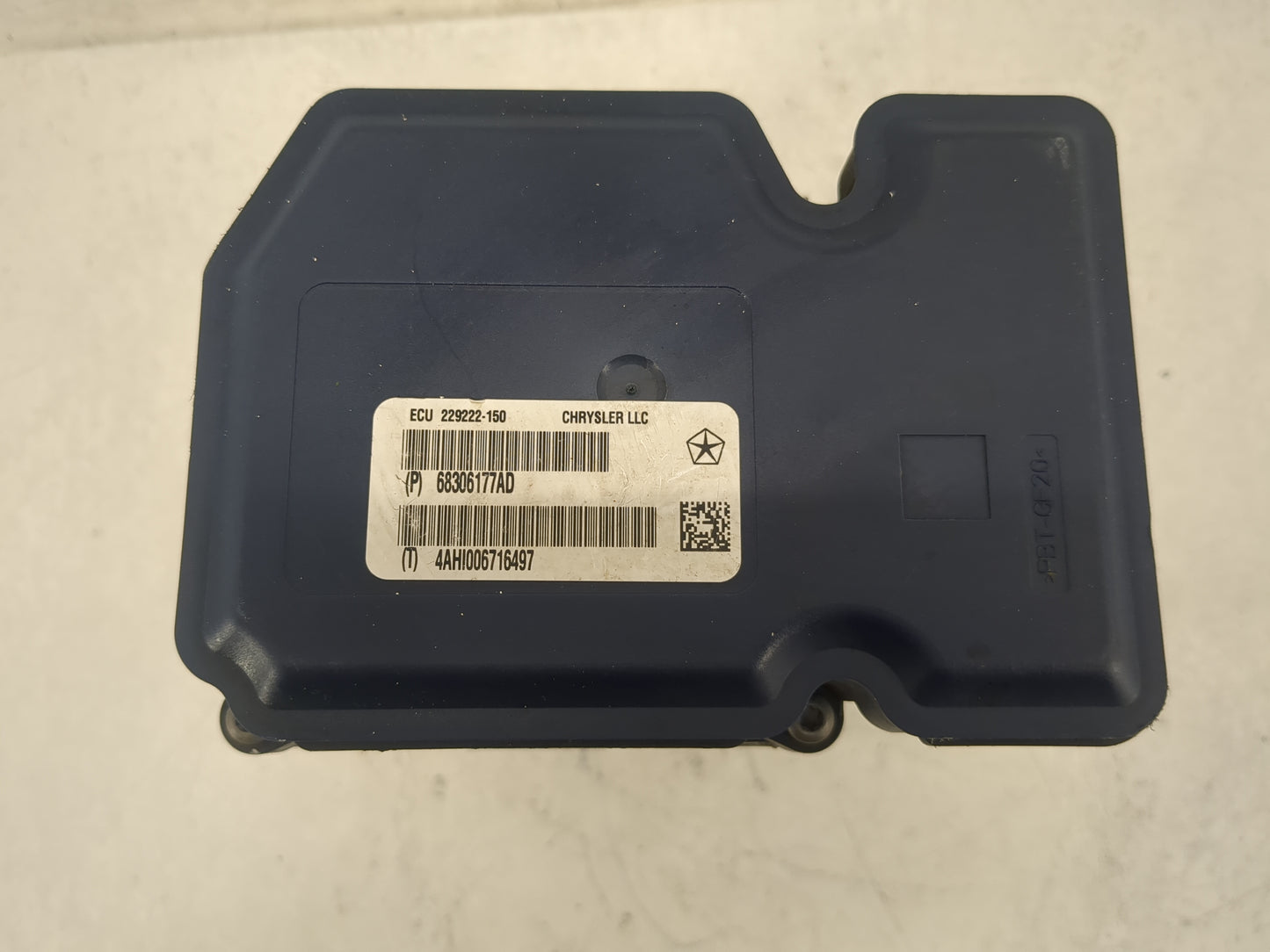 2016-2017 Jeep Grand Cherokee ABS Pump Control Module Replacement P/N:68306177AD Fits Fits 2016 2017 OEM Used Auto Parts - O