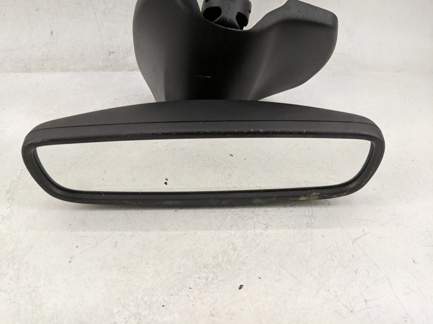 2017 Jeep Grand Cherokee Interior Rear View Mirror Replacement OEM P/N:0000463800 Fits Fits 2018 OEM Used Auto Parts - Oemus
