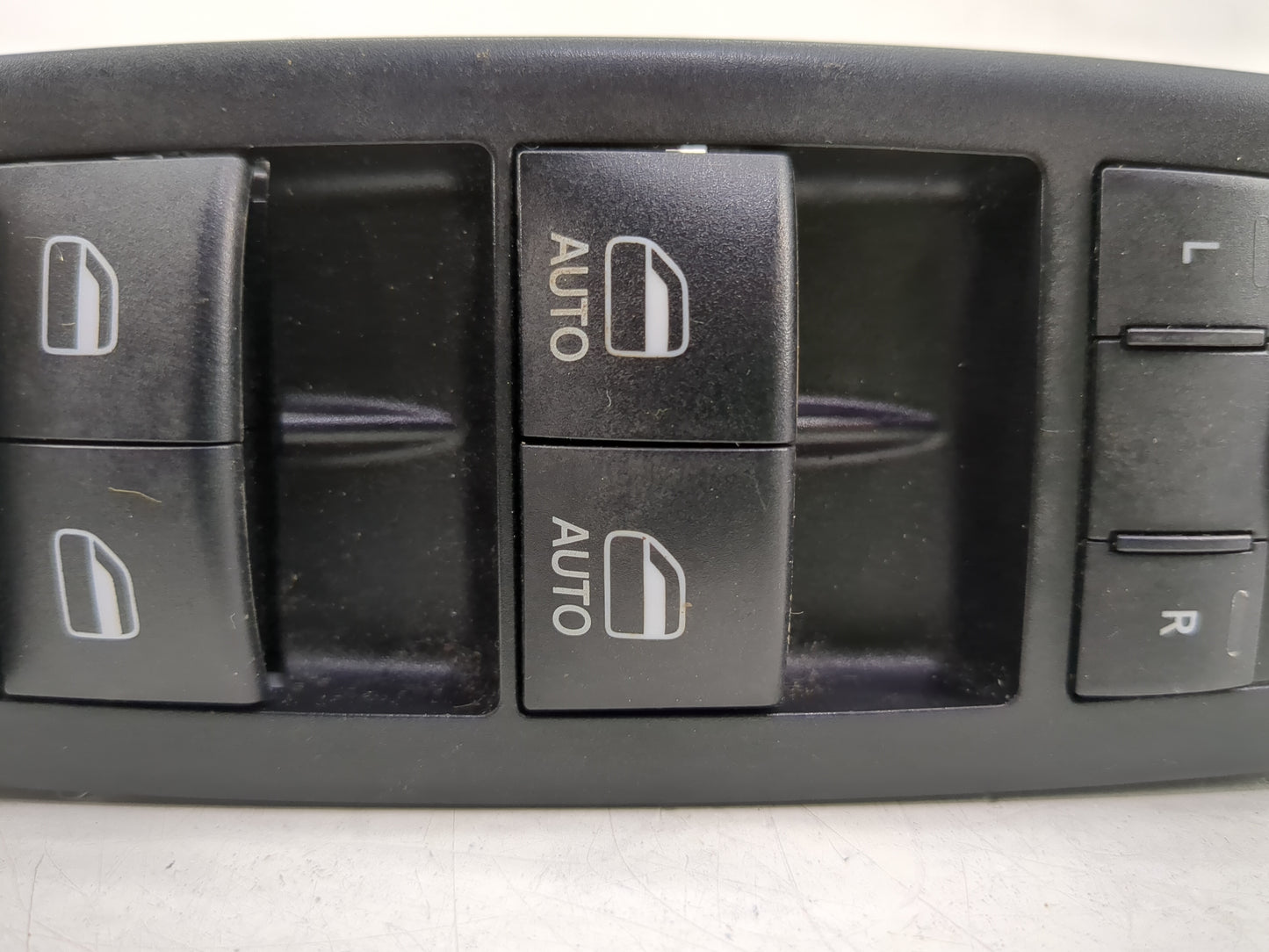 2016-2022 Jeep Grand Cherokee Master Power Window Switch Replacement Driver Side Left P/N:68319802AA Fits OEM Used Auto Part