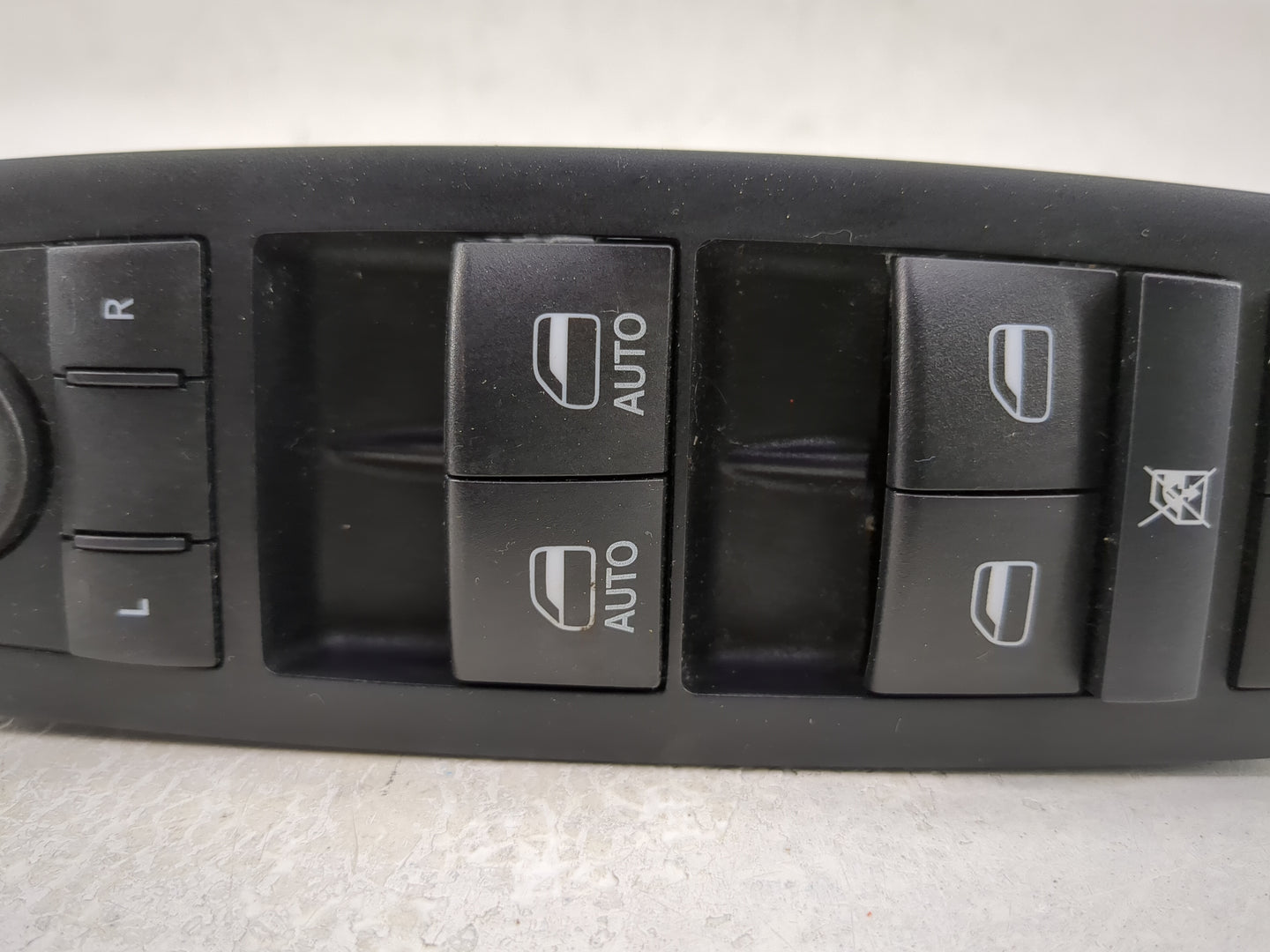 2016-2022 Jeep Grand Cherokee Master Power Window Switch Replacement Driver Side Left P/N:68319802AA Fits OEM Used Auto Part