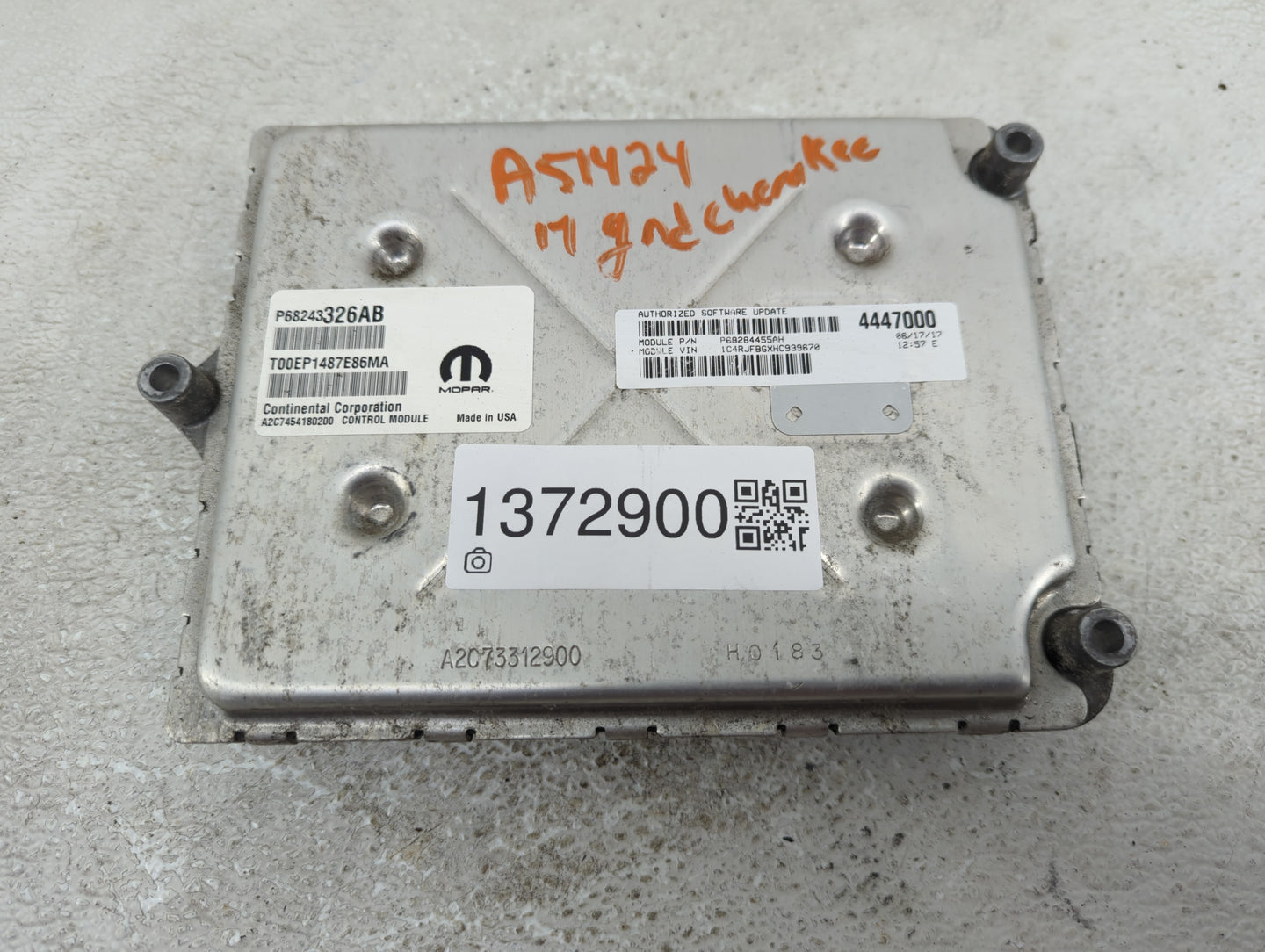 2016-2017 Jeep Grand Cherokee PCM Engine Control Computer ECU ECM PCU OEM P/N:P68243326AB Fits Fits 2016 2017 OEM Used Auto 