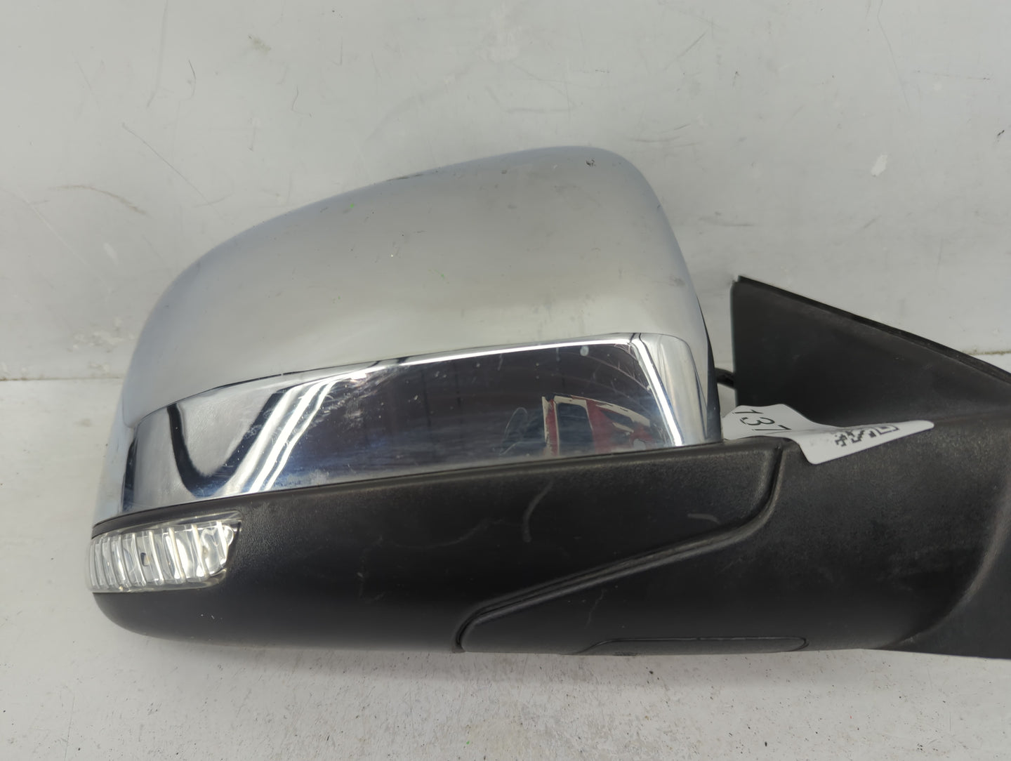 2011-2022 Jeep Grand Cherokee Passenger Side View Mirror - Right Door Mirror OEM Used - Oemusedautoparts1.com