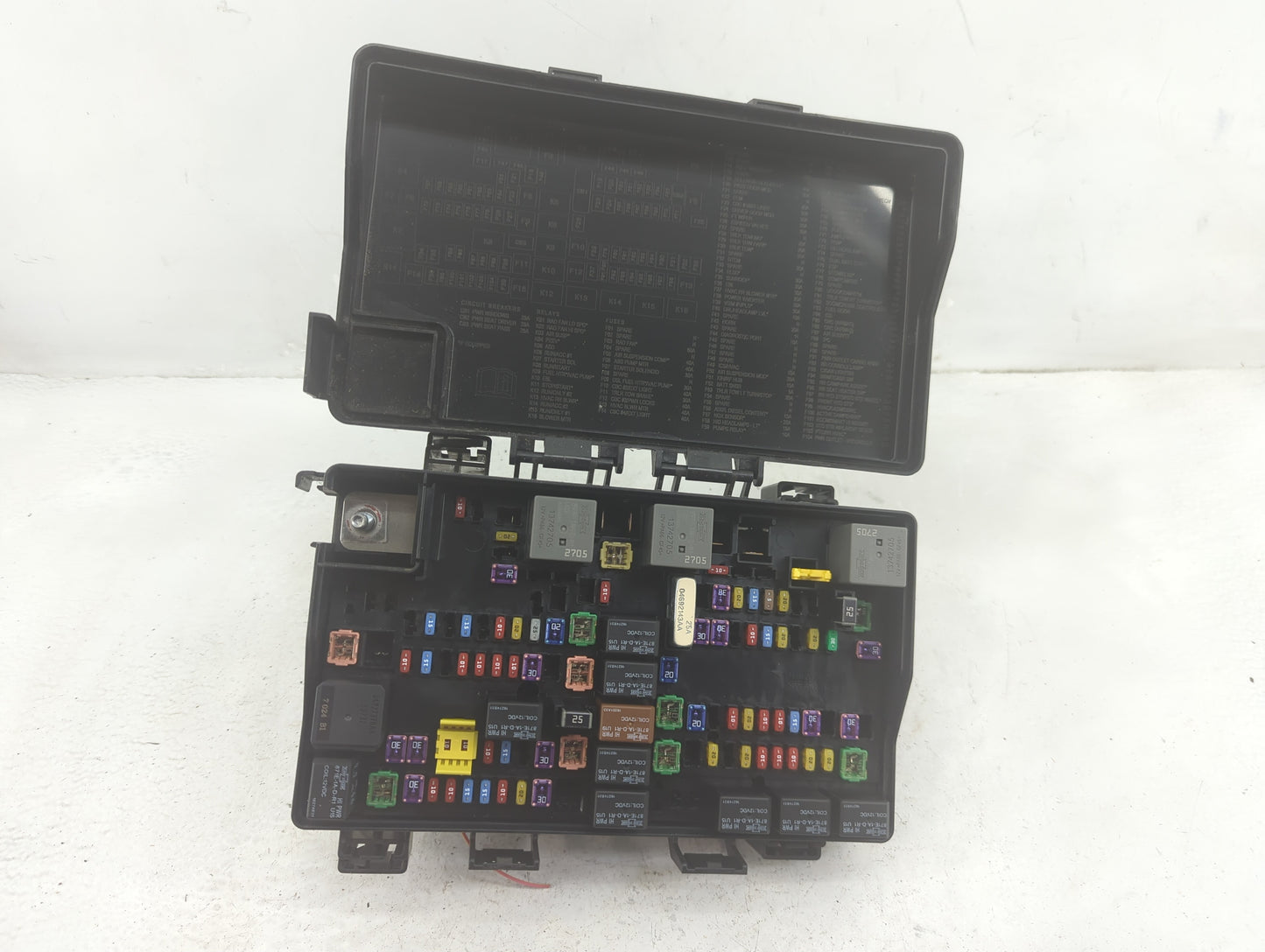2017 Jeep Grand Cherokee Fusebox Fuse Box Panel Relay Module P/N:7140-1980-30 Fits OEM Used Auto Parts - Oemusedautoparts1.c