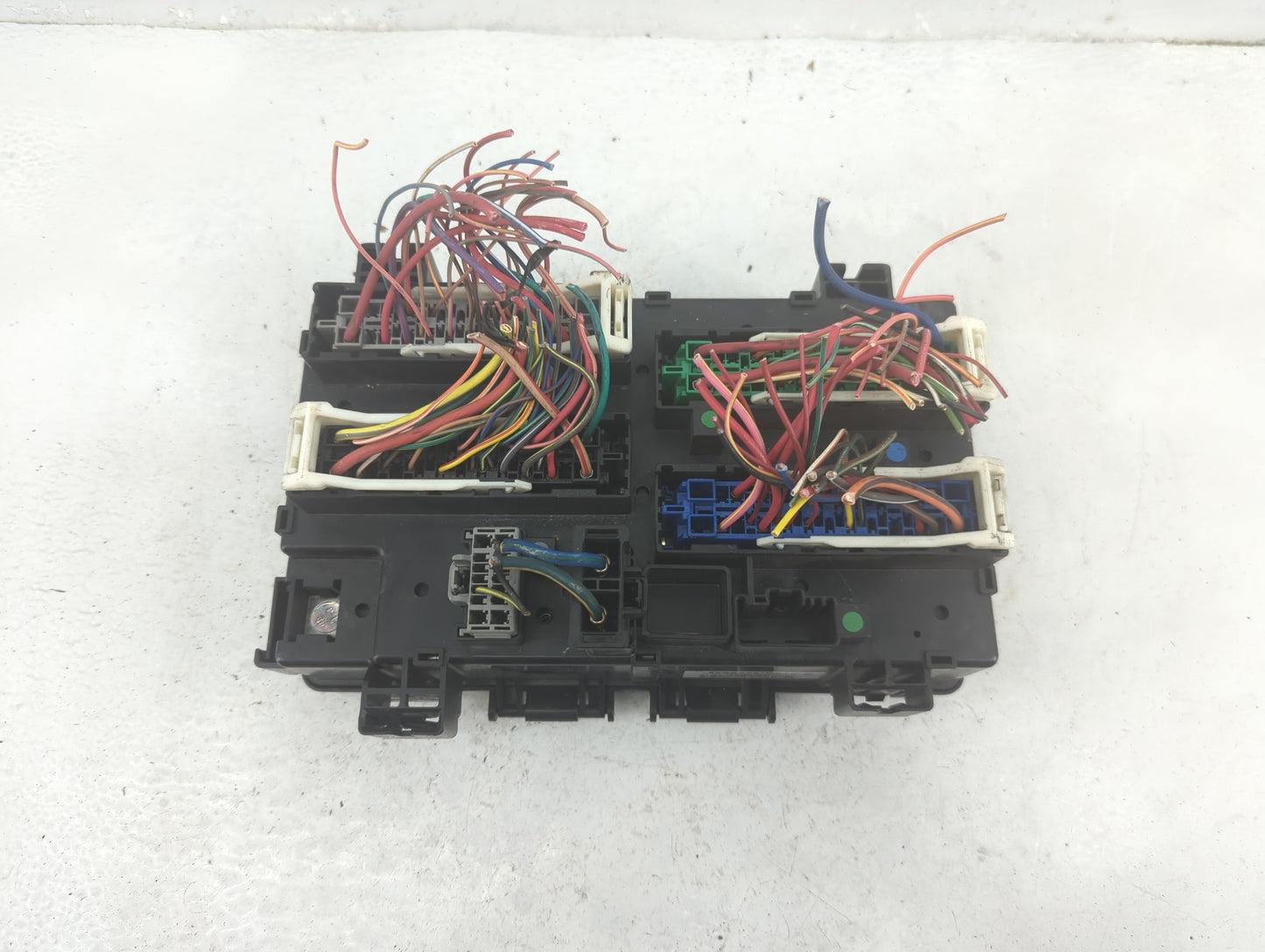 2017 Jeep Grand Cherokee Fusebox Fuse Box Panel Relay Module P/N:7140-1980-30 Fits OEM Used Auto Parts - Oemusedautoparts1.c