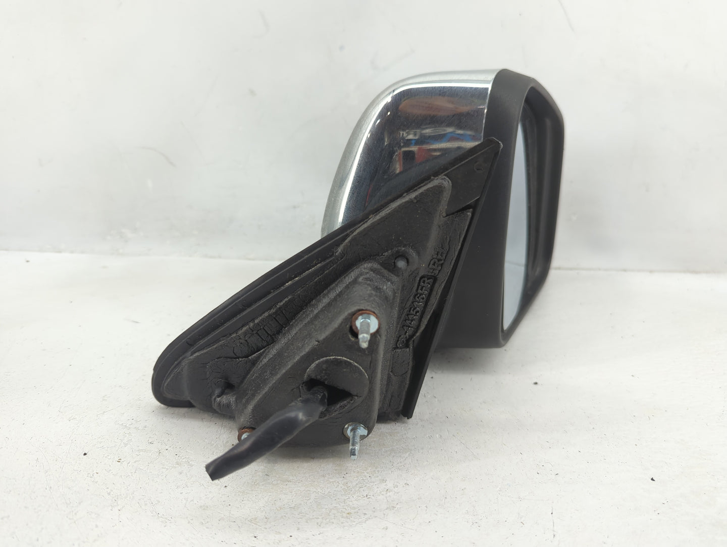 2011-2022 Jeep Grand Cherokee Passenger Side View Mirror - Right Door Mirror OEM Used - Oemusedautoparts1.com